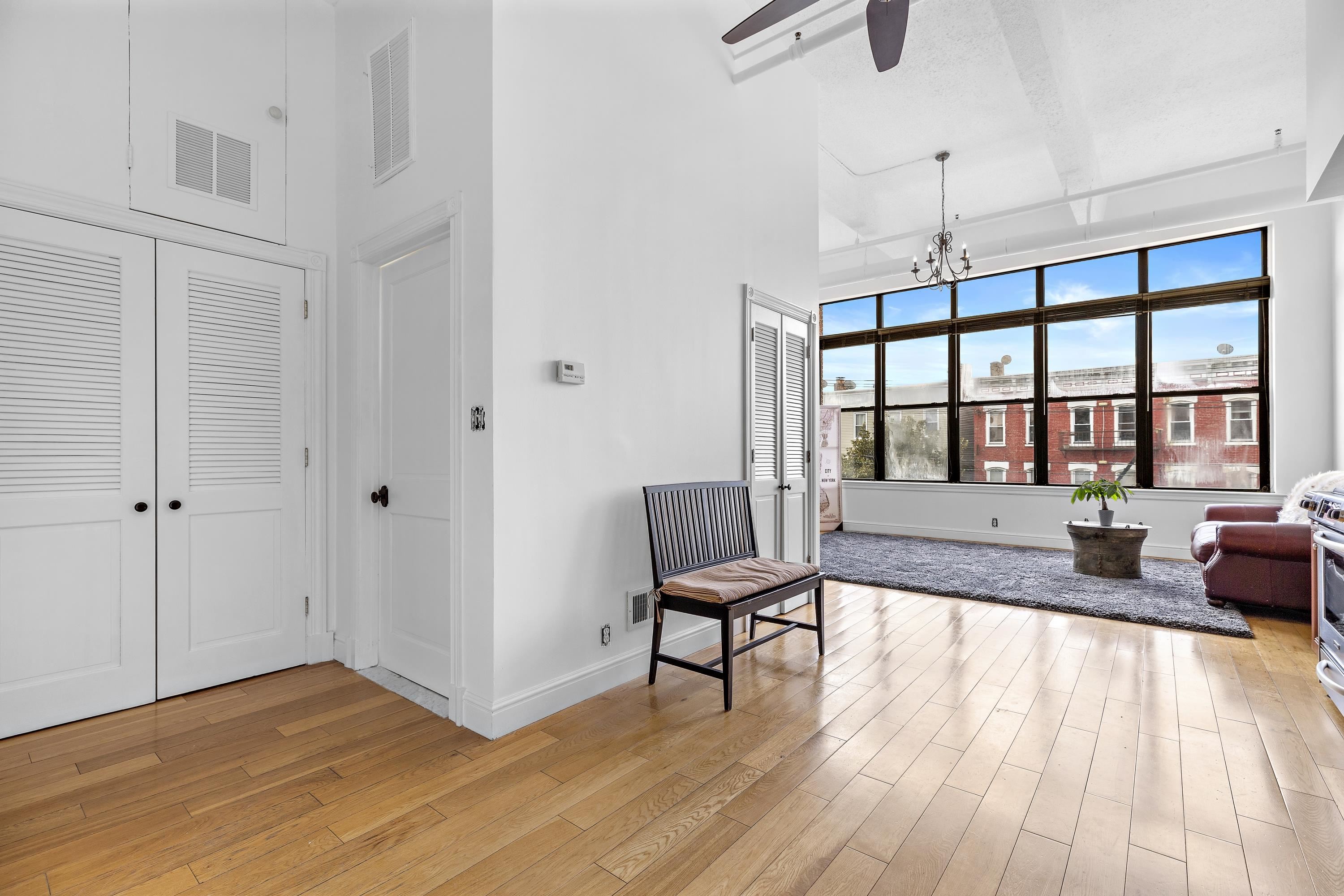 300 COMMUNIPAW AVE Unit: 203