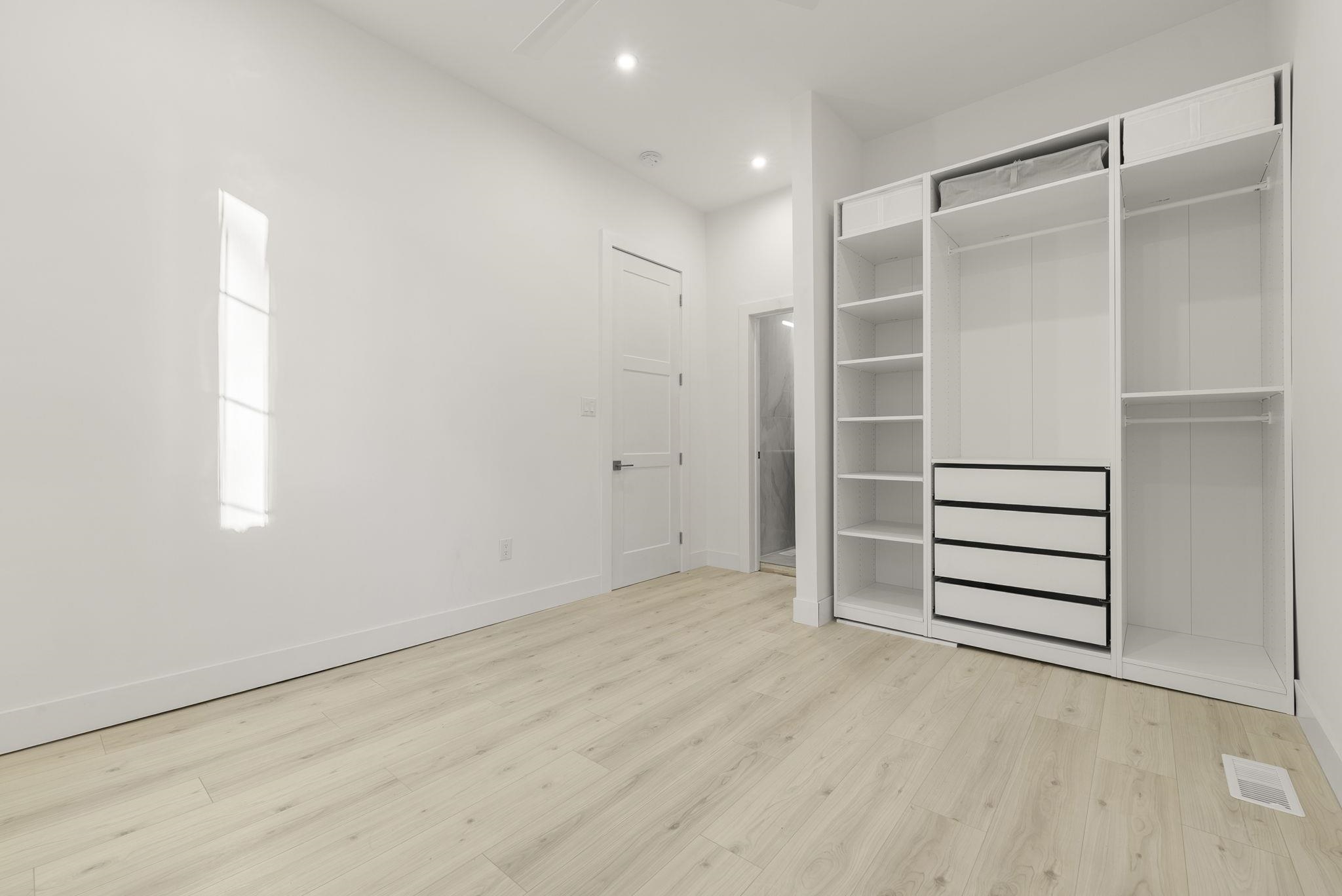 317 SHERMAN AVE Unit: 1