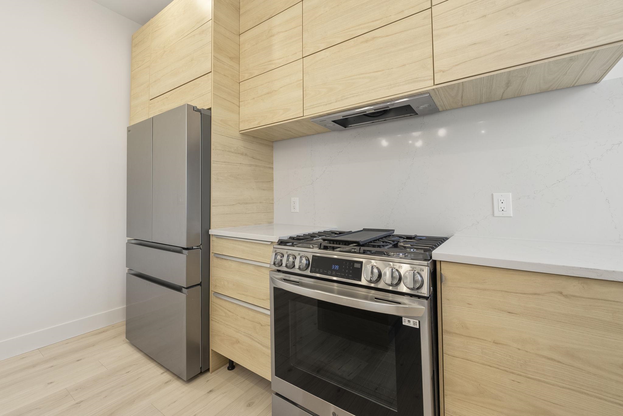 317 SHERMAN AVE Unit: 1