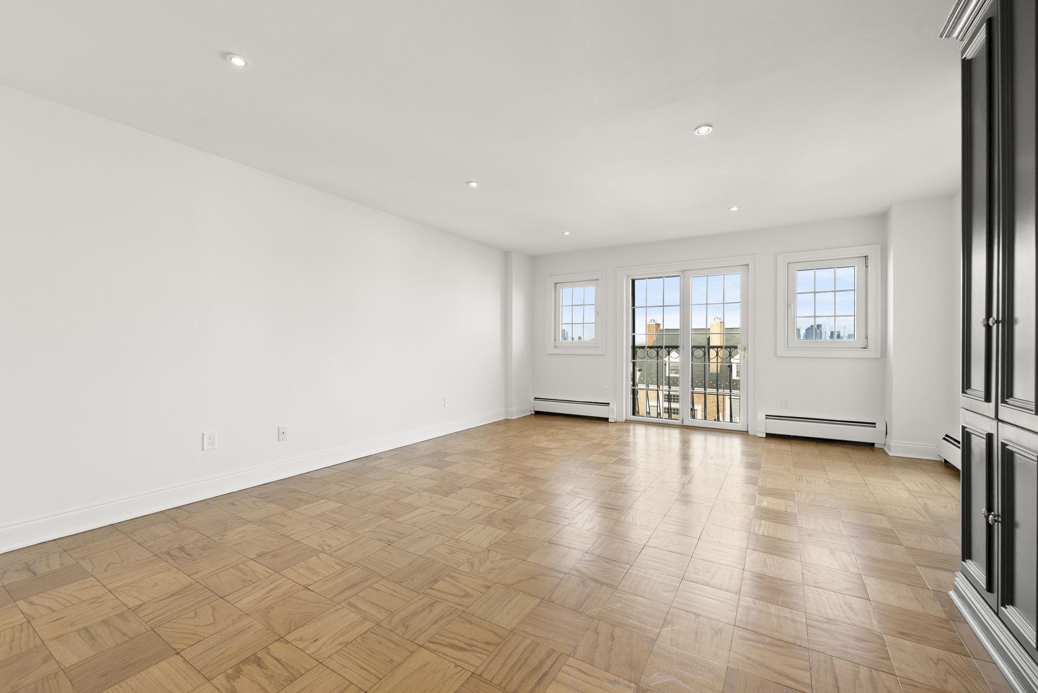 200 SHEARWATER CT WEST Unit: 53