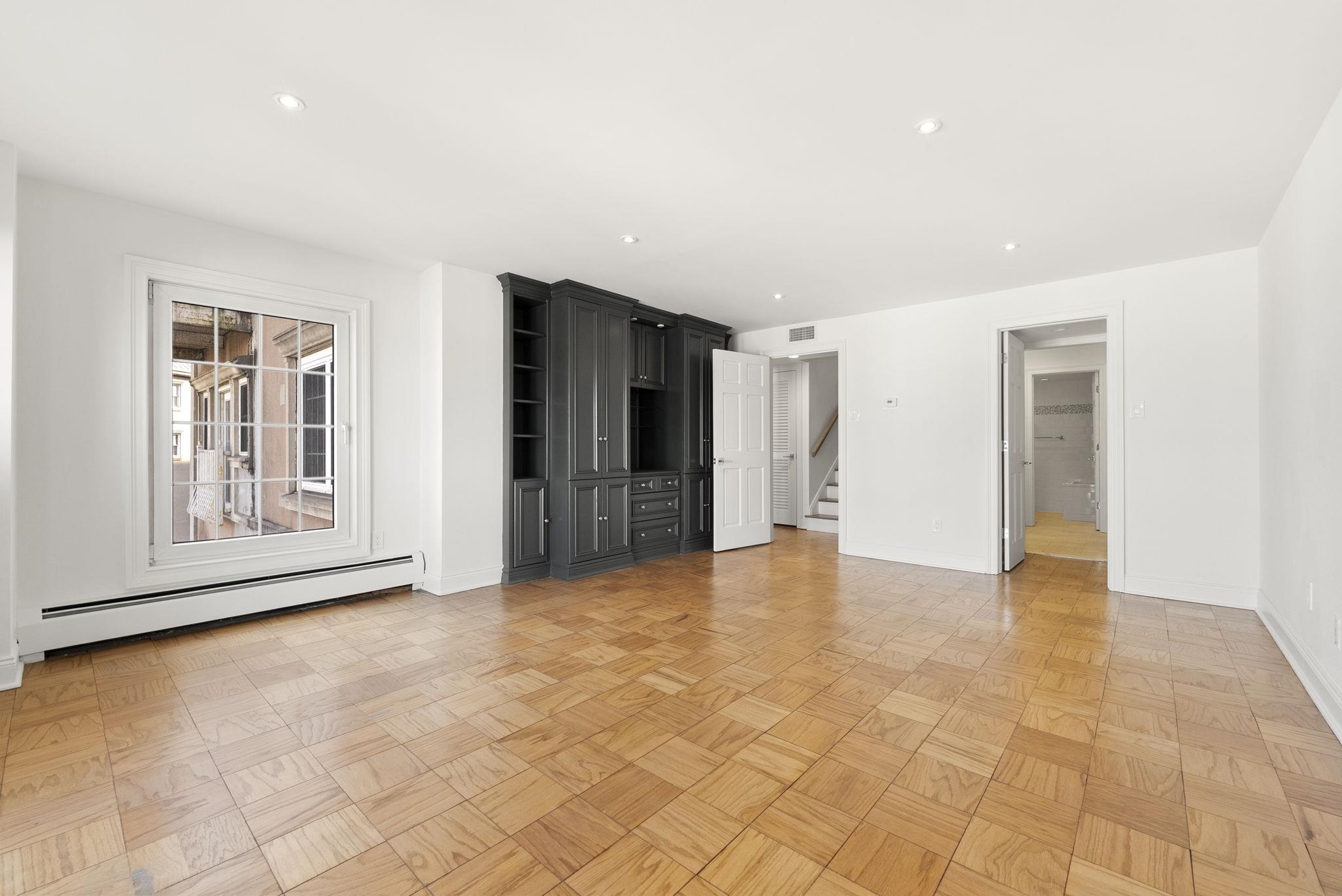 200 SHEARWATER CT WEST Unit: 53