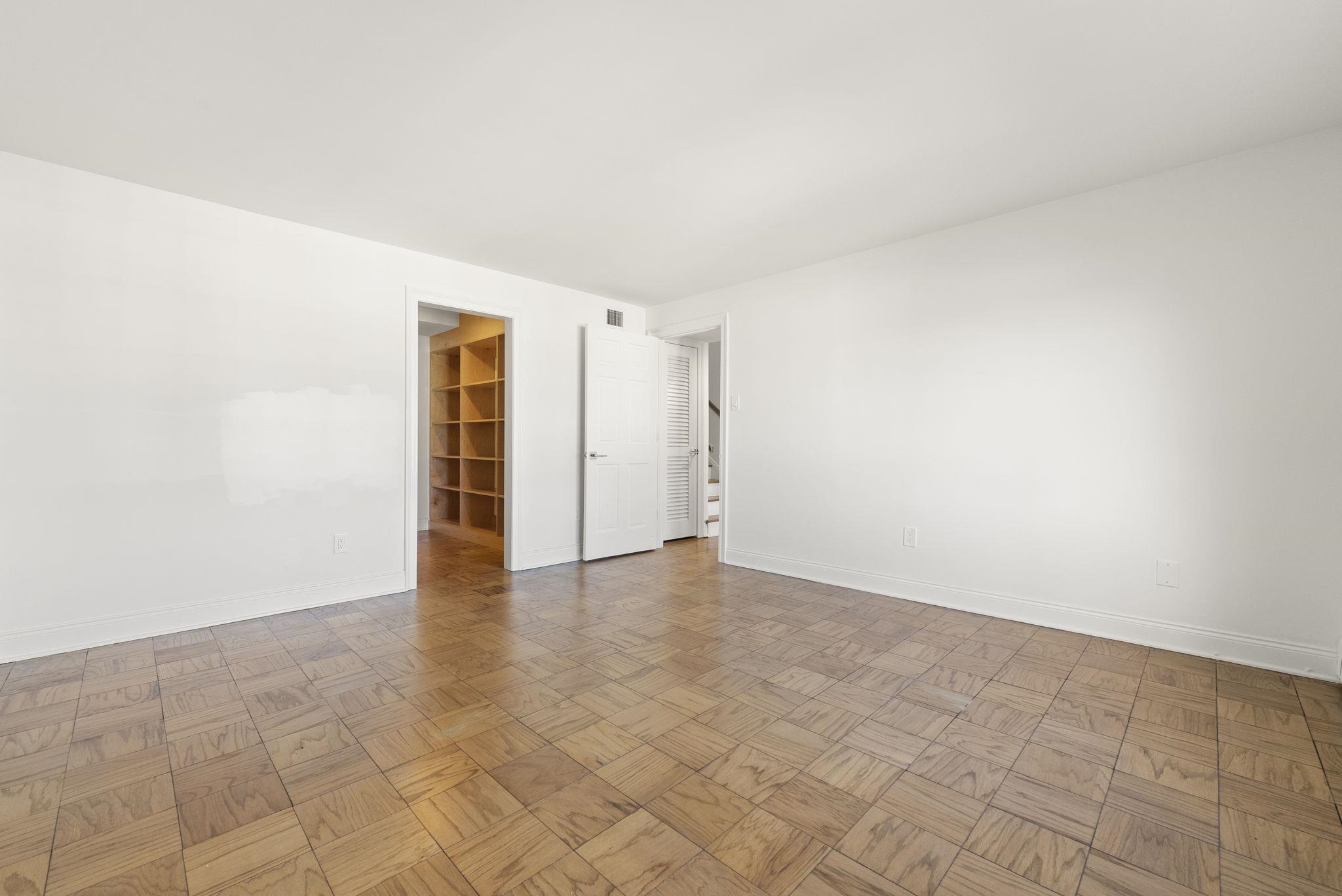 200 SHEARWATER CT WEST Unit: 53