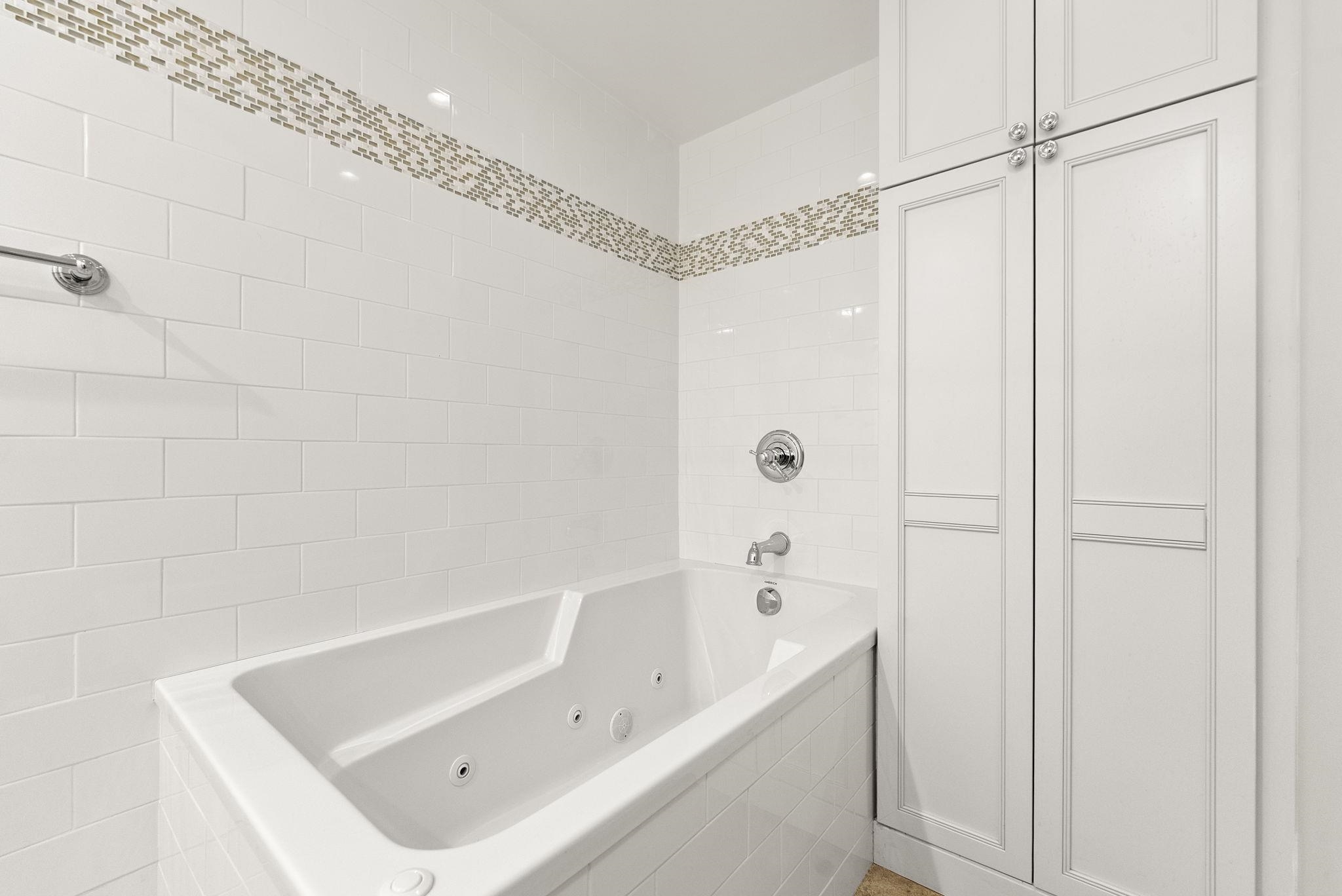 200 SHEARWATER CT WEST Unit: 53