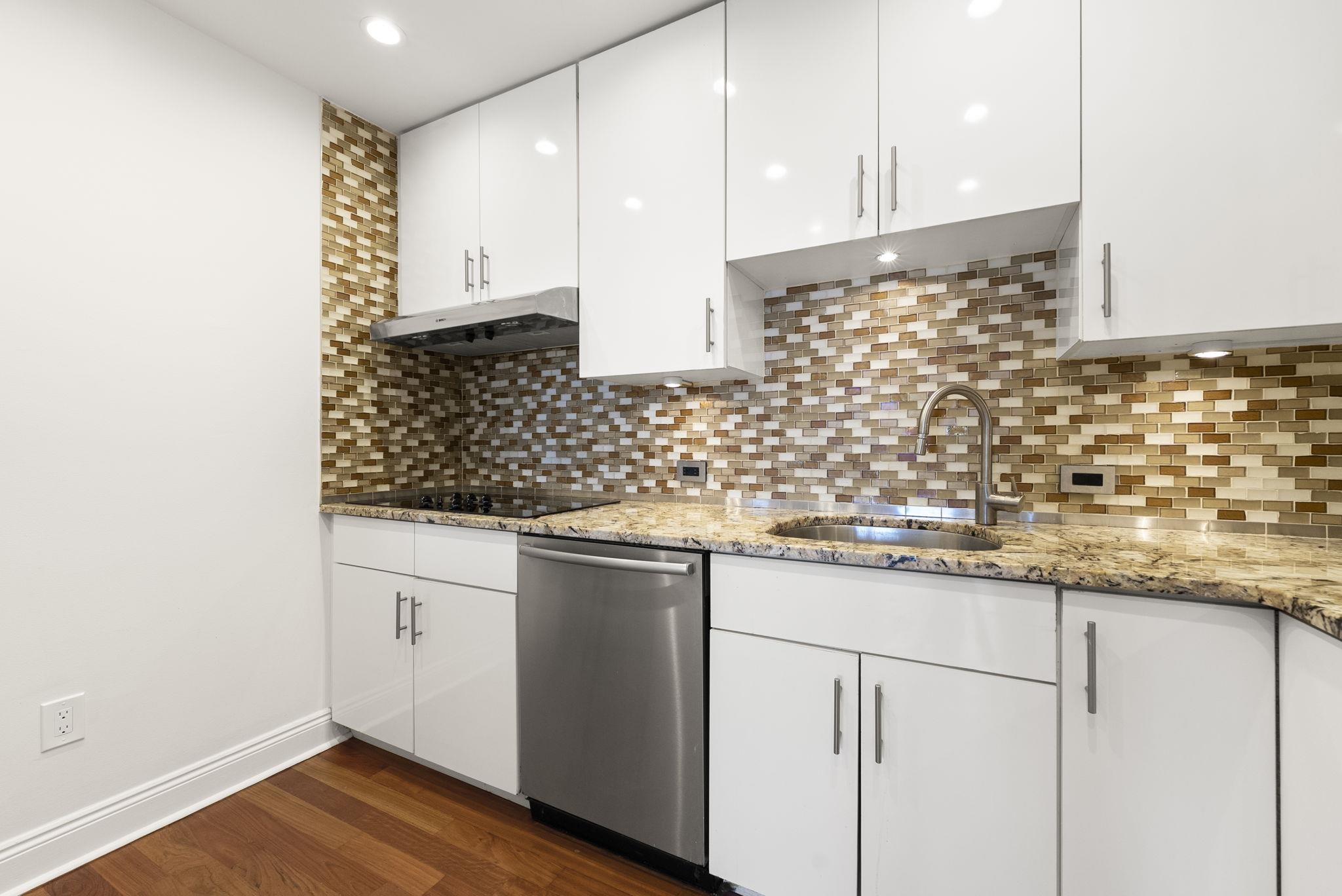 200 SHEARWATER CT WEST Unit: 53