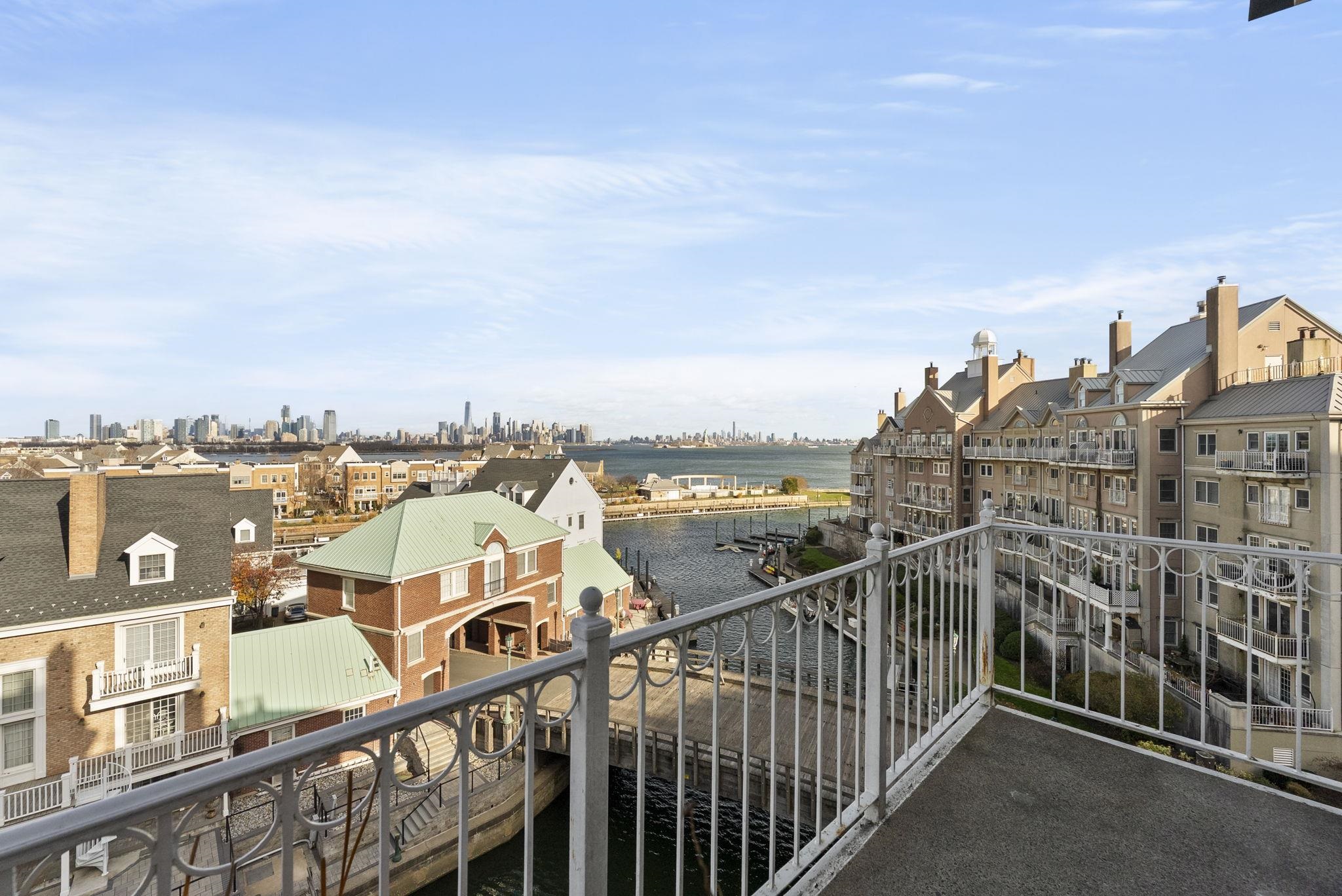 200 SHEARWATER CT WEST Unit: 53