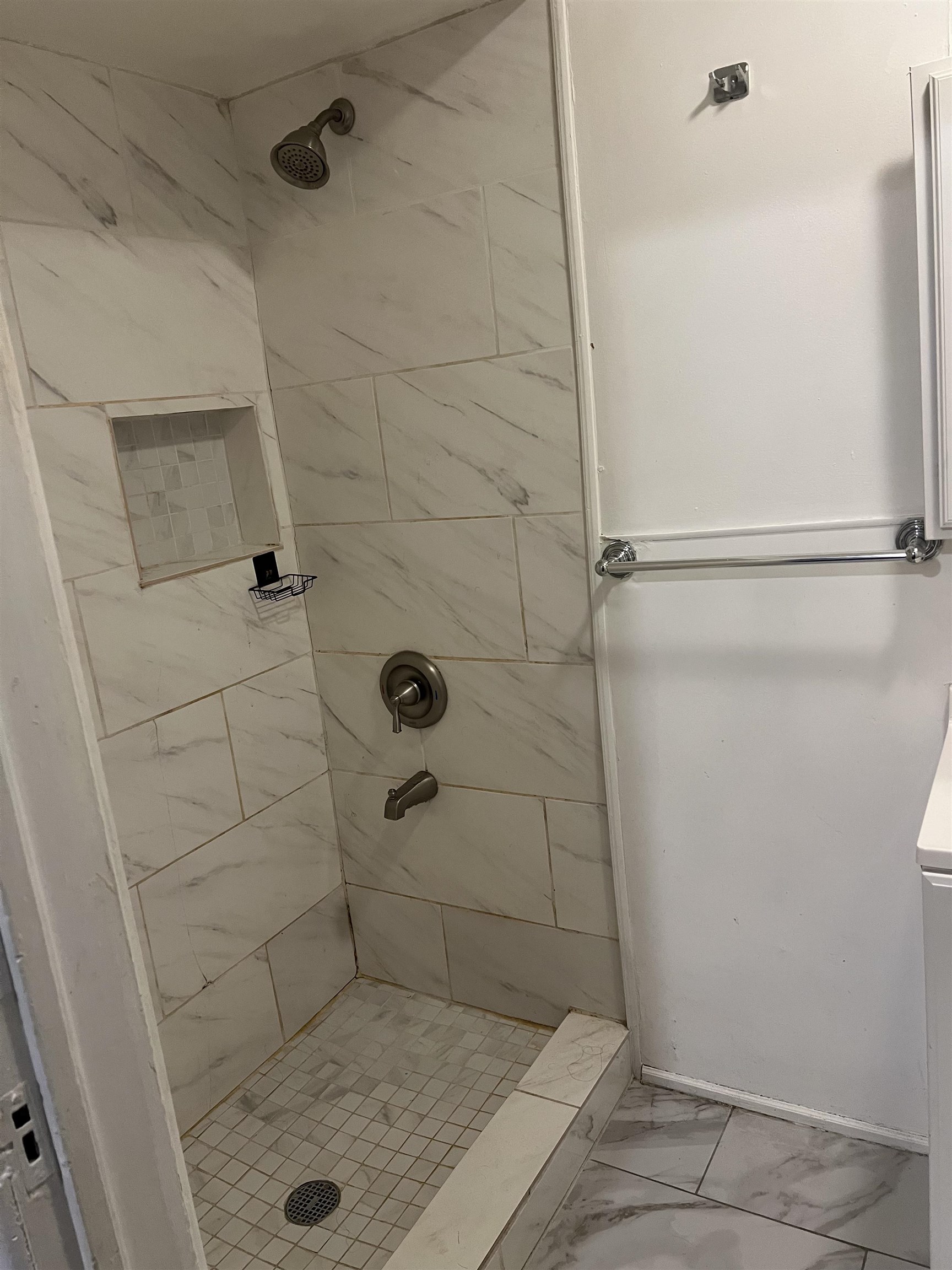 1511 46TH ST Unit: 2