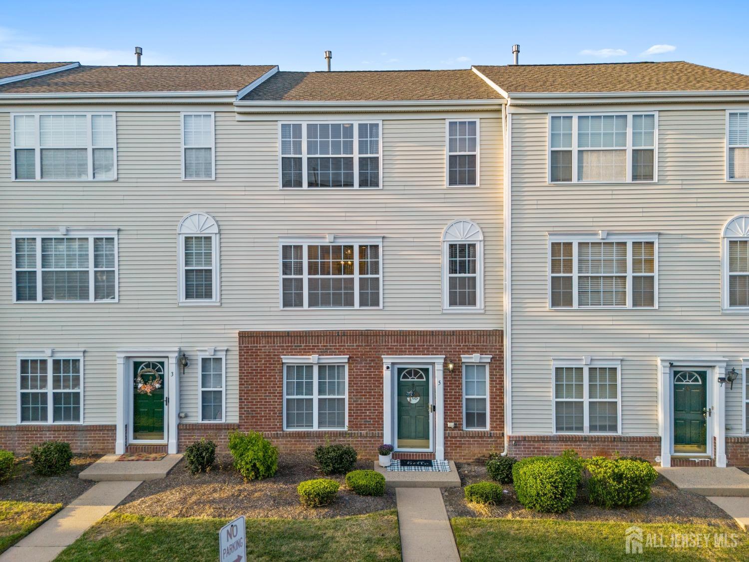 5 Kuczynski Drive