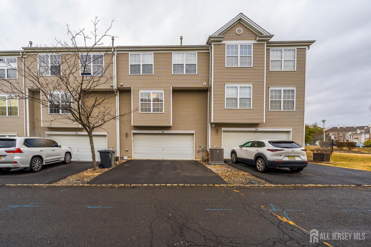 258 Nathan Boulevard