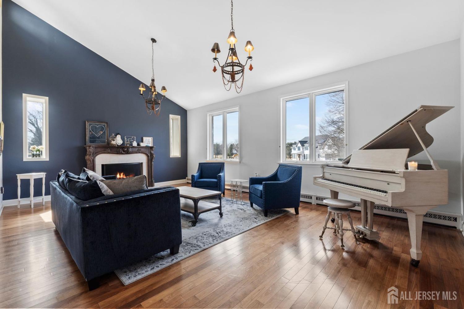 13 Eagle Nest Road