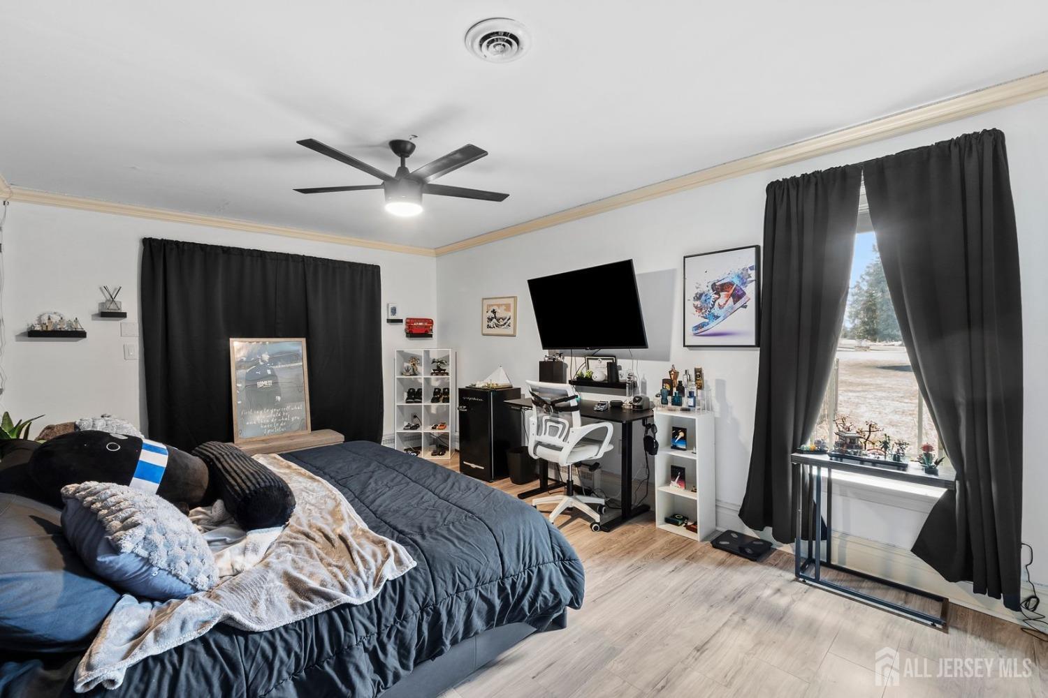 13 Eagle Nest Road