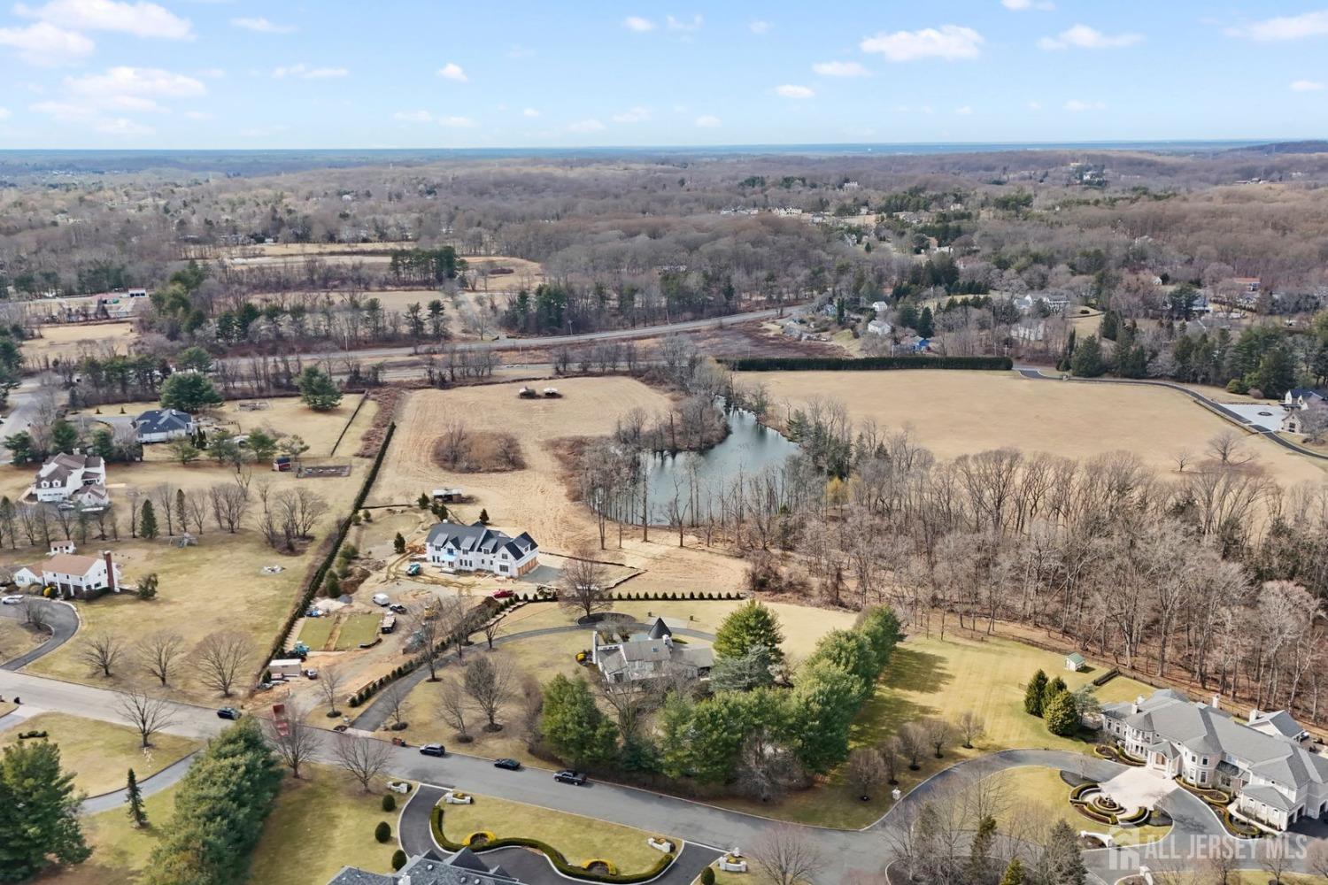 13 Eagle Nest Road