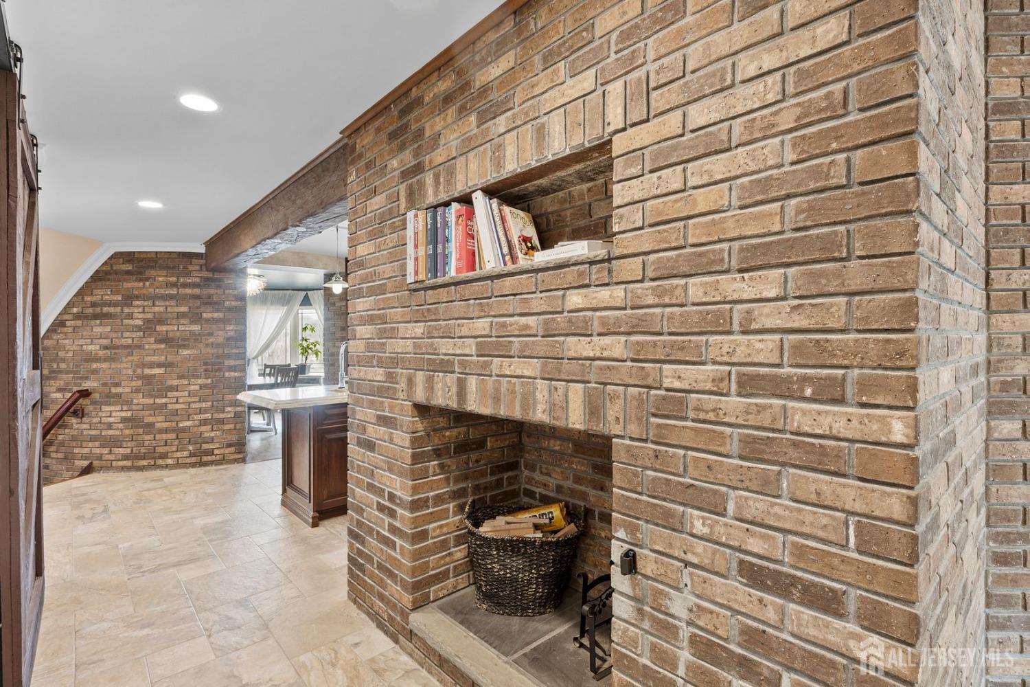 13 Eagle Nest Road