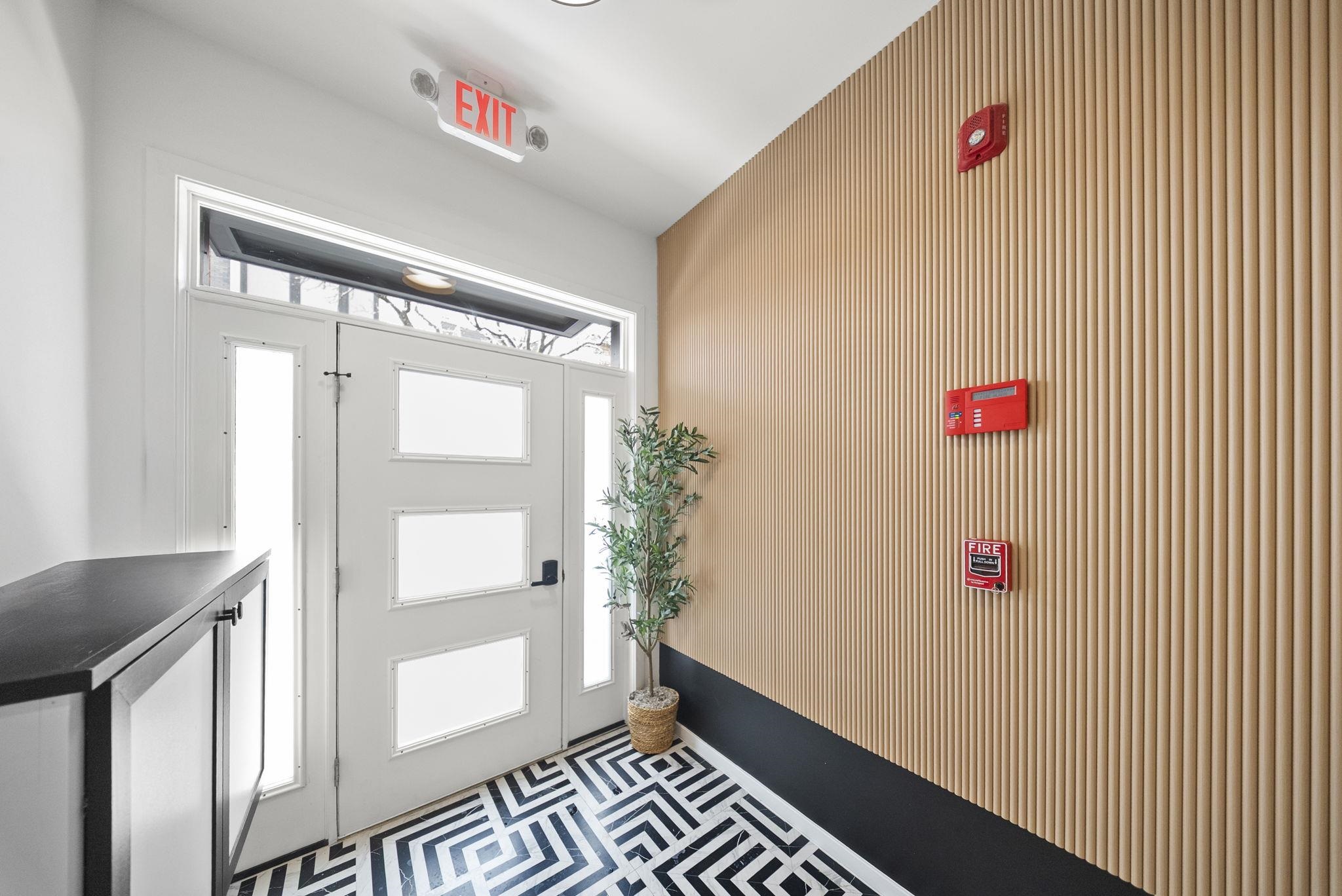 63 WEBSTER AVE Unit: 1