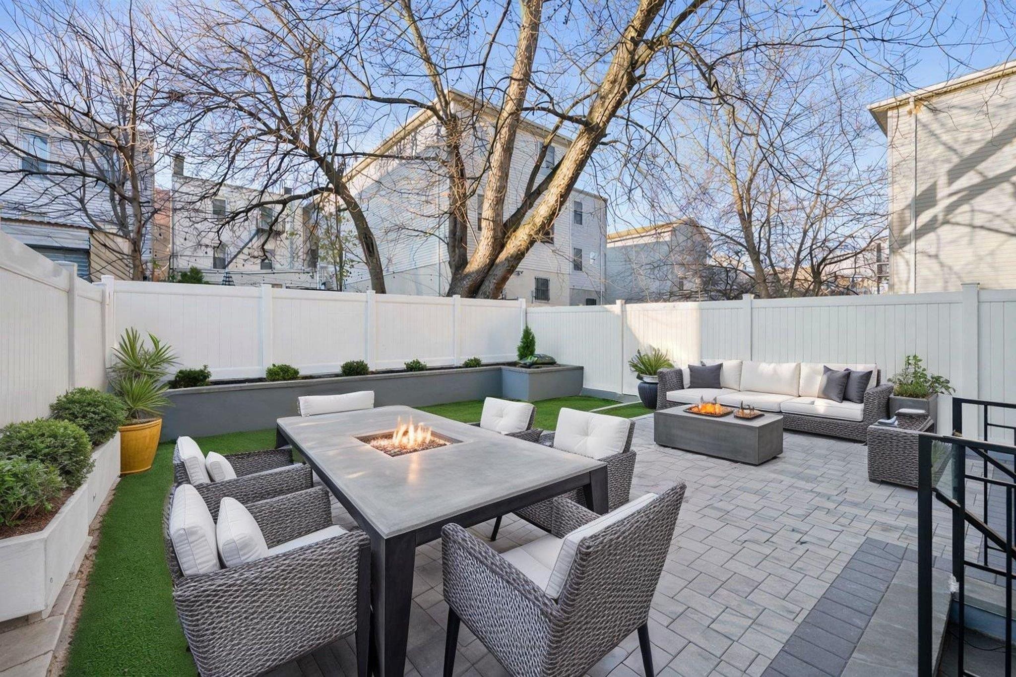 63 WEBSTER AVE Unit: 1