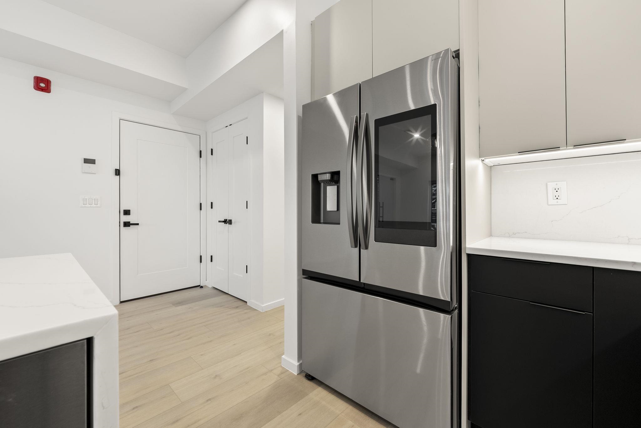 63 WEBSTER AVE Unit: 2