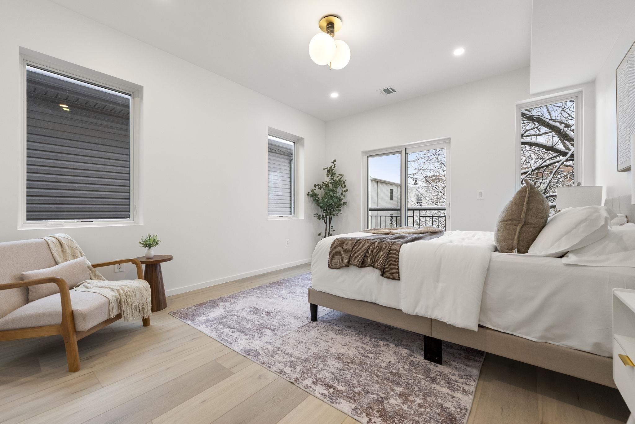 63 WEBSTER AVE Unit: 2