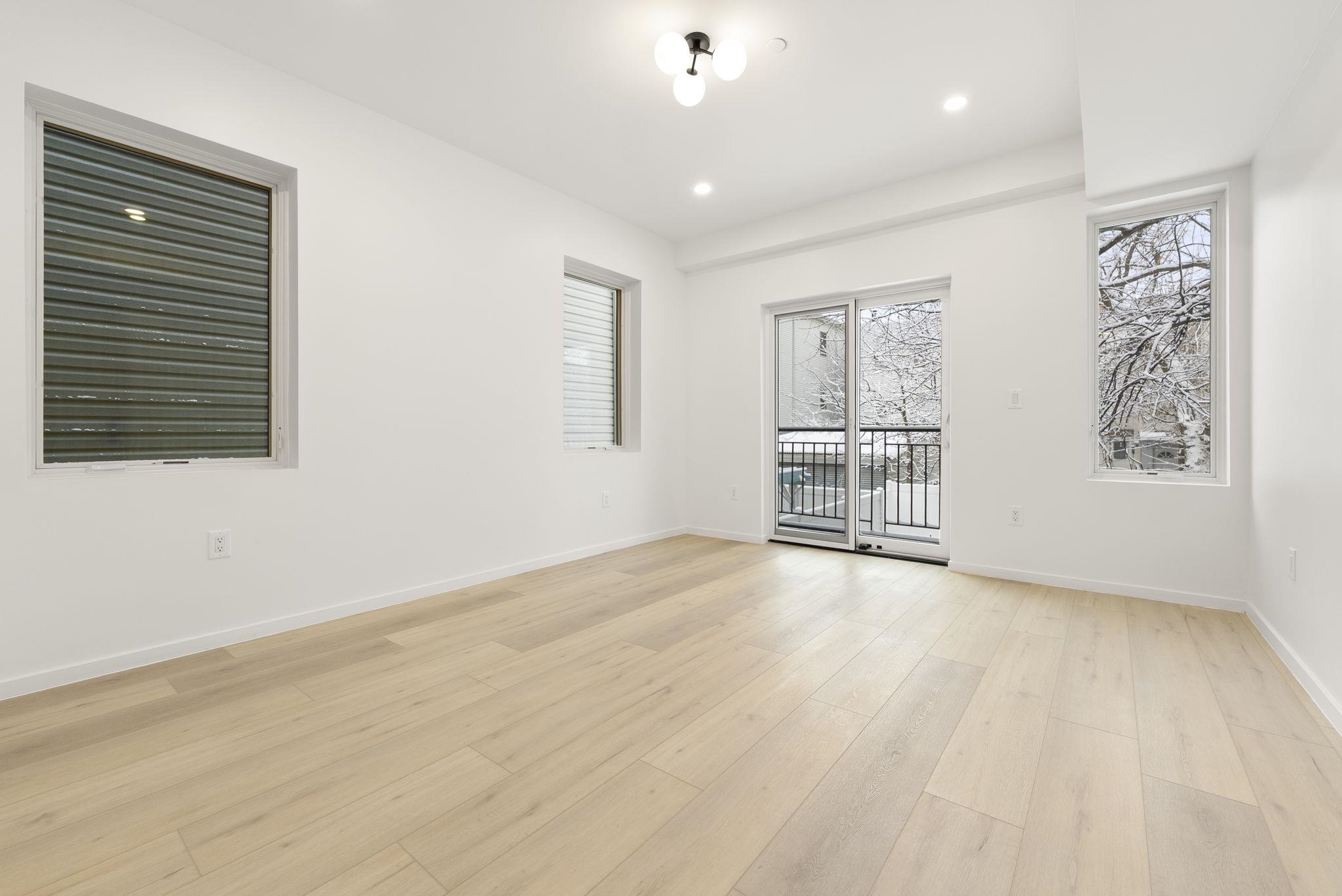 63 WEBSTER AVE Unit: 2