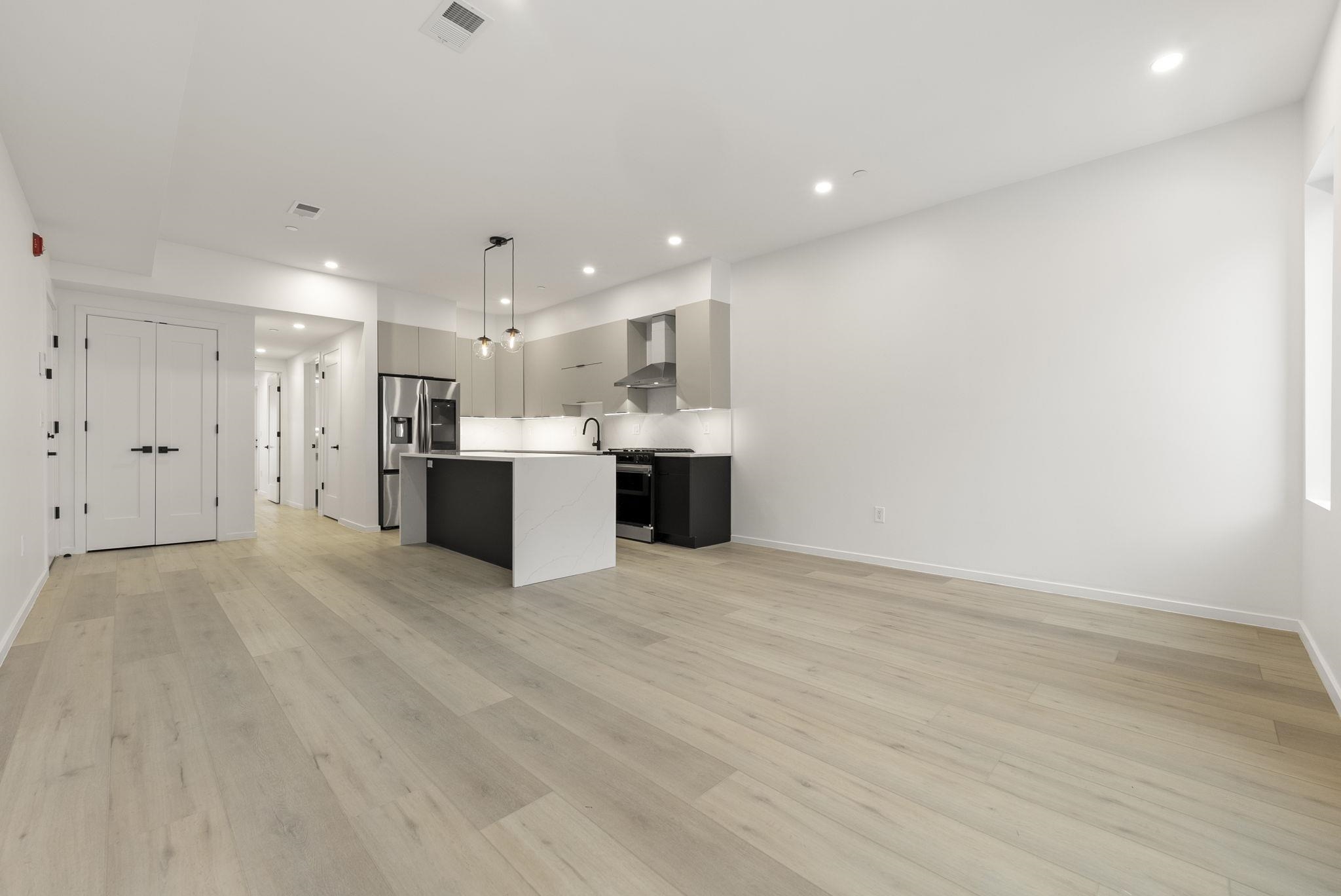 63 WEBSTER AVE Unit: 2