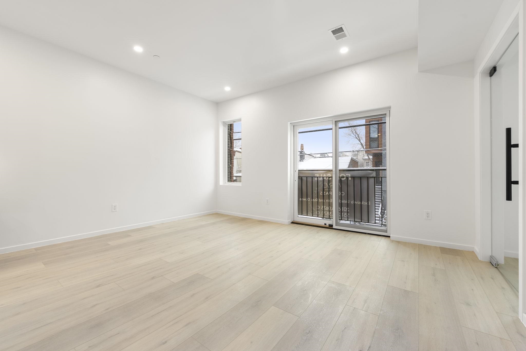 63 WEBSTER AVE Unit: 2