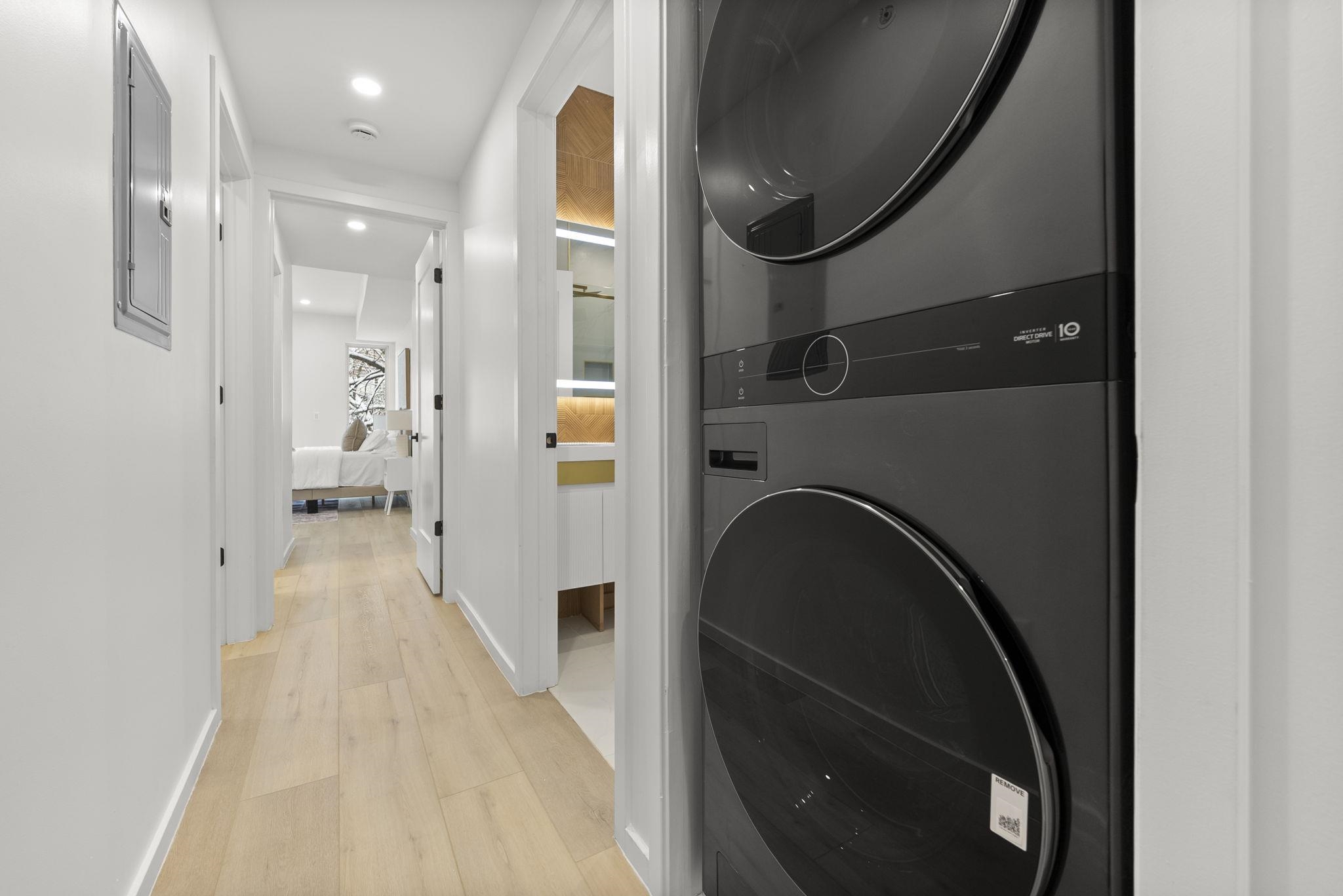 63 WEBSTER AVE Unit: 3