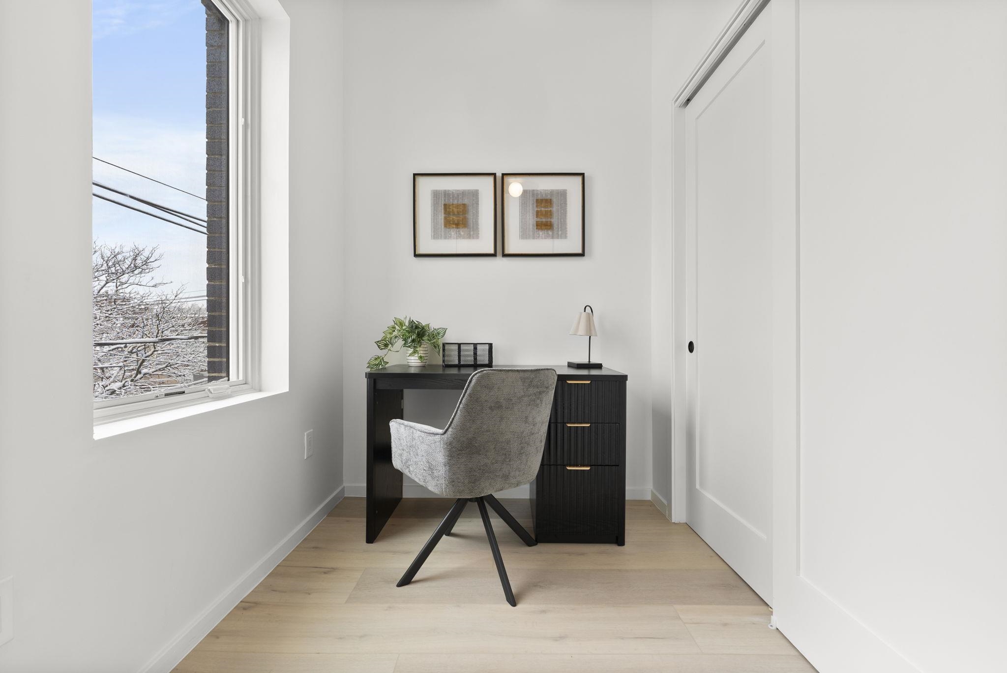 63 WEBSTER AVE Unit: 3
