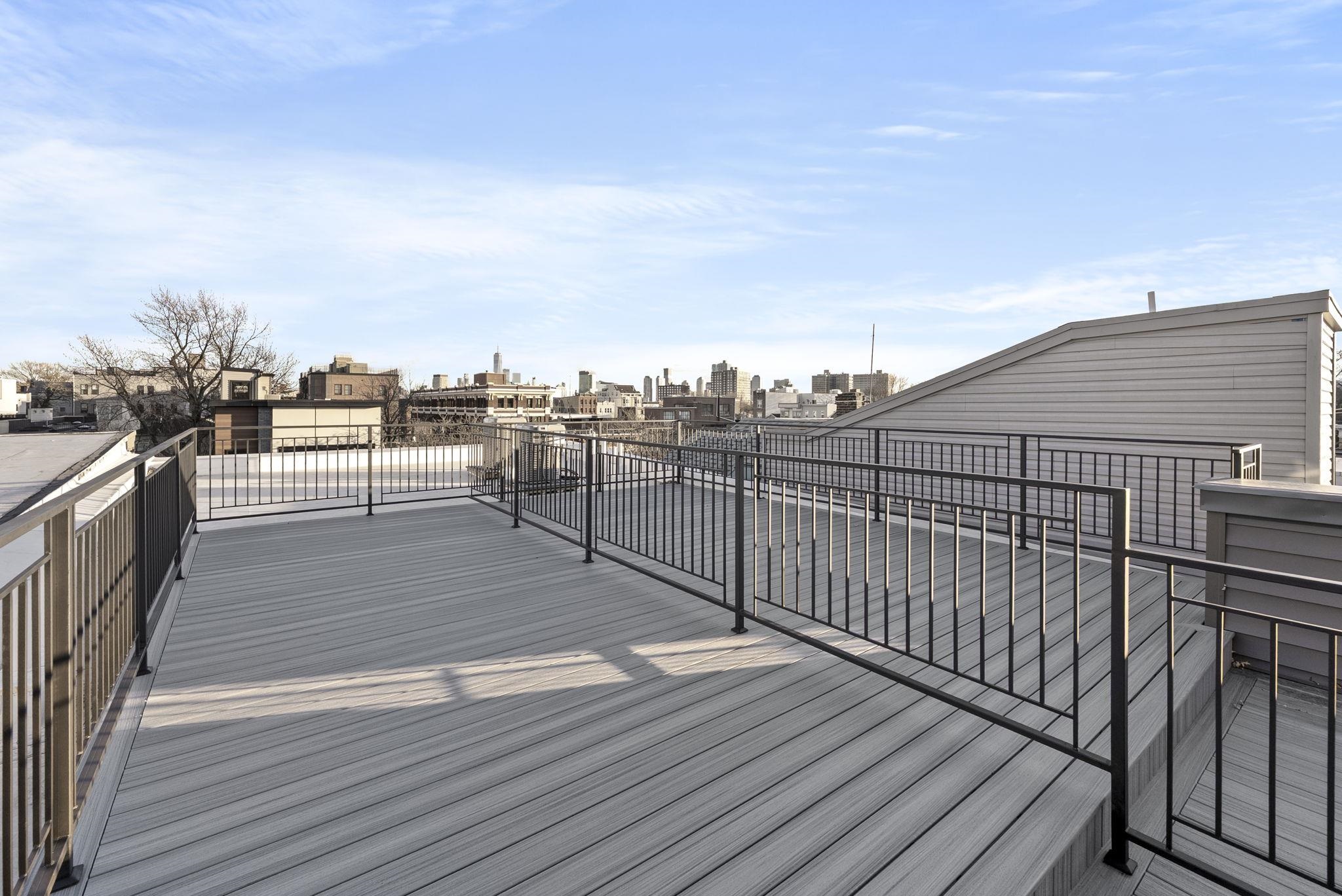 63 WEBSTER AVE Unit: 3