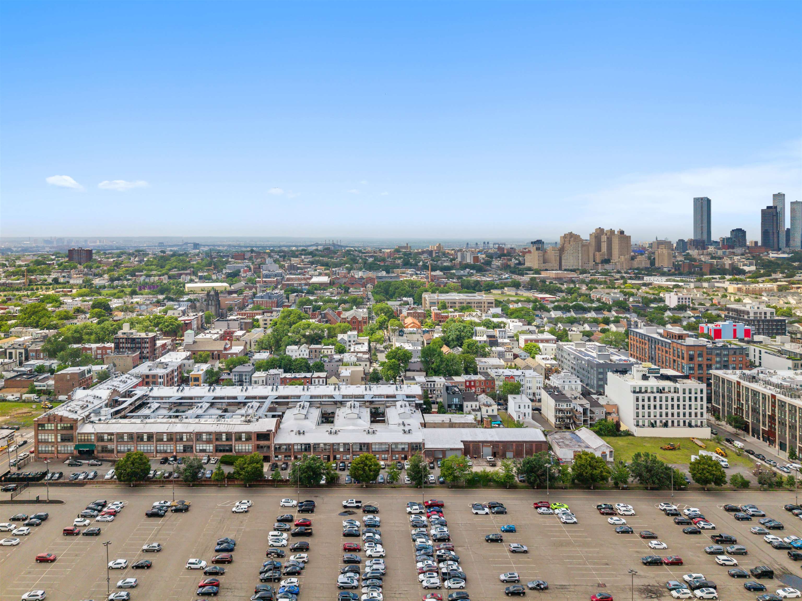 300 COMMUNIPAW AVE Unit: 124