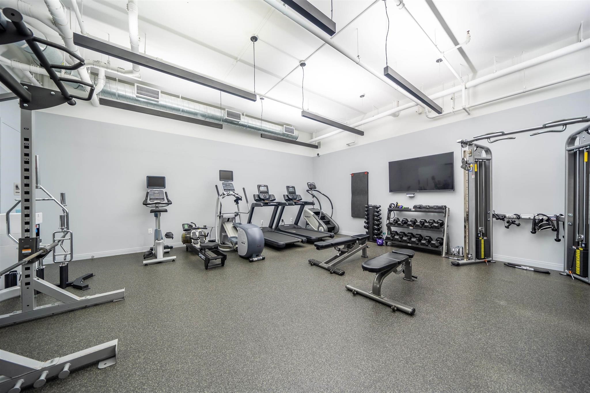160 1ST ST Unit: 410
