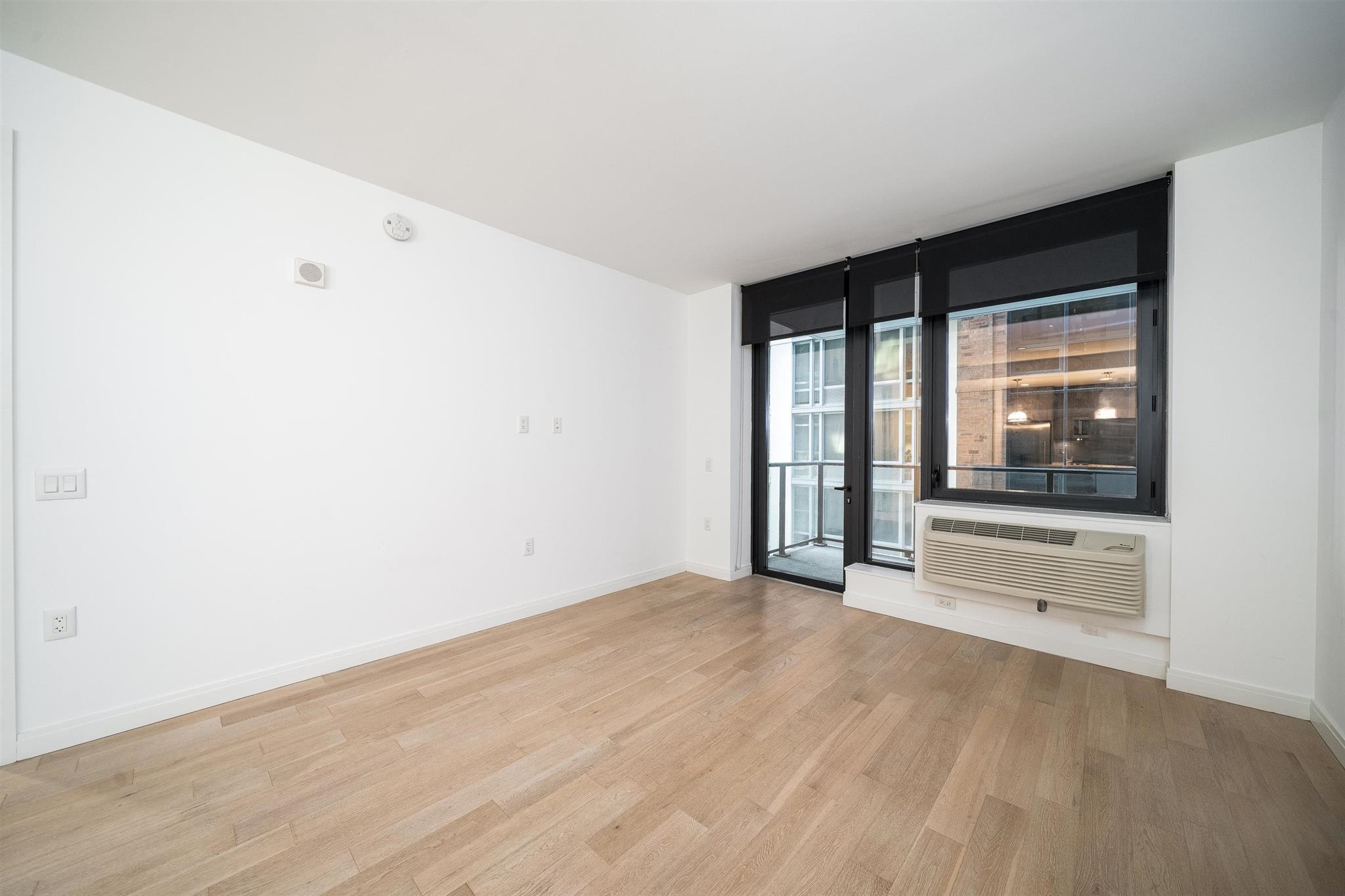 160 1ST ST Unit: 410