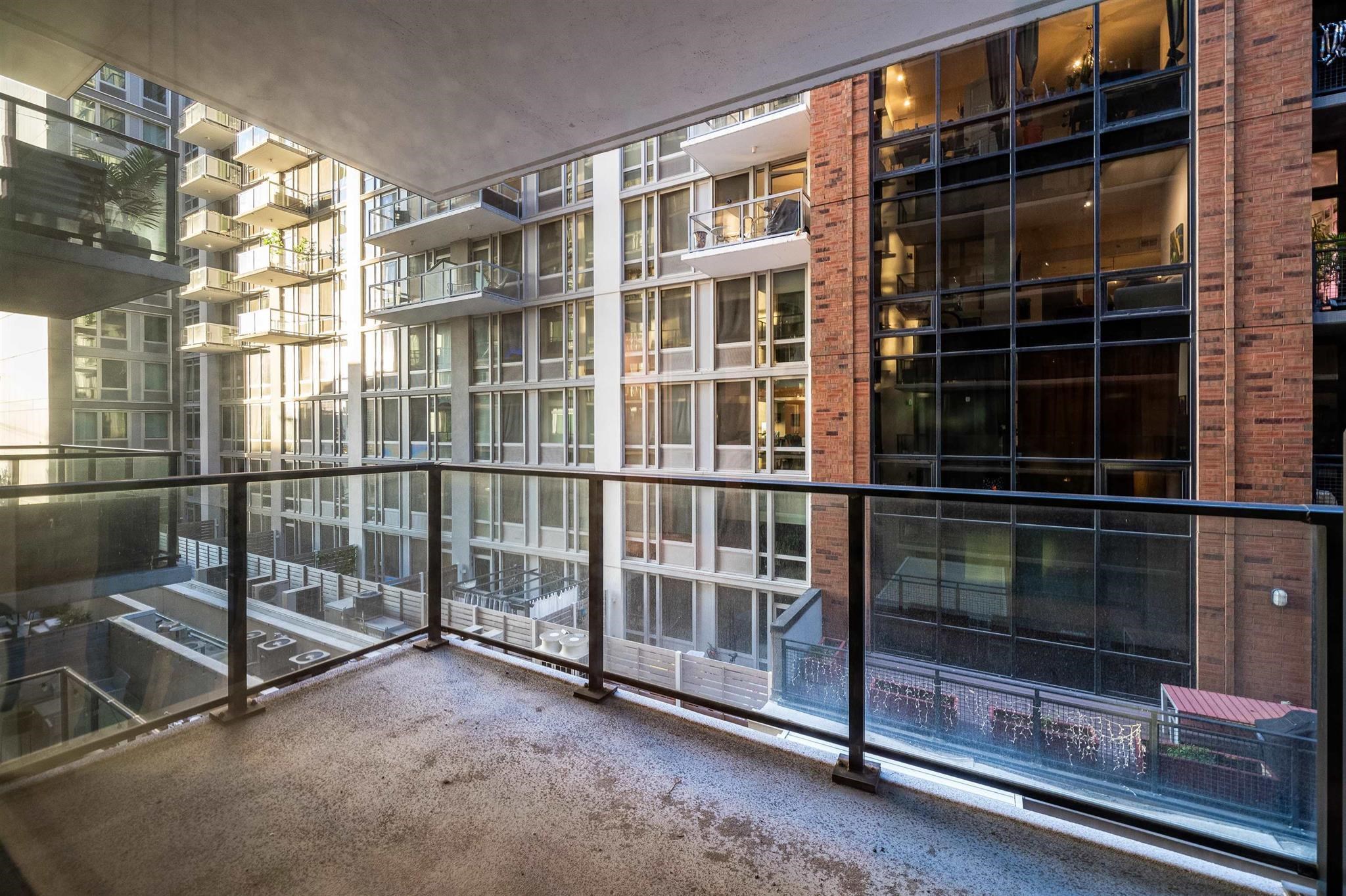 160 1ST ST Unit: 410