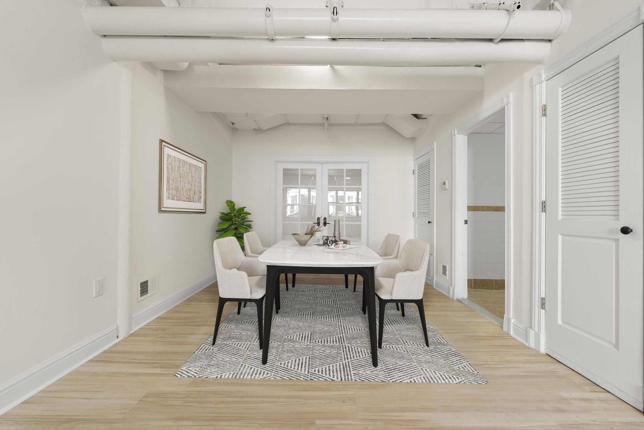 300 COMMUNIPAW AVE Unit: 8
