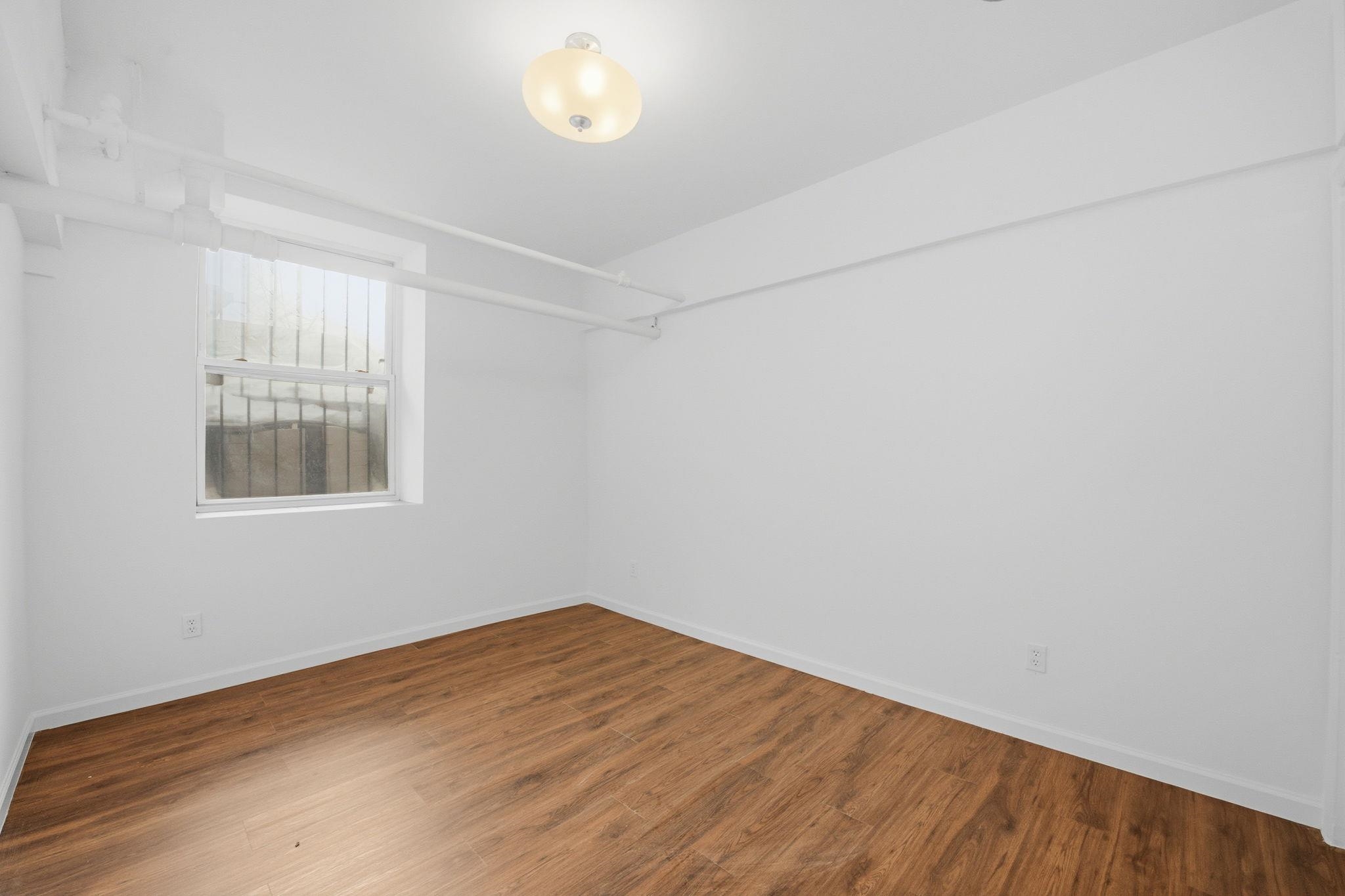 7812 HUDSON AVE Unit: 1B