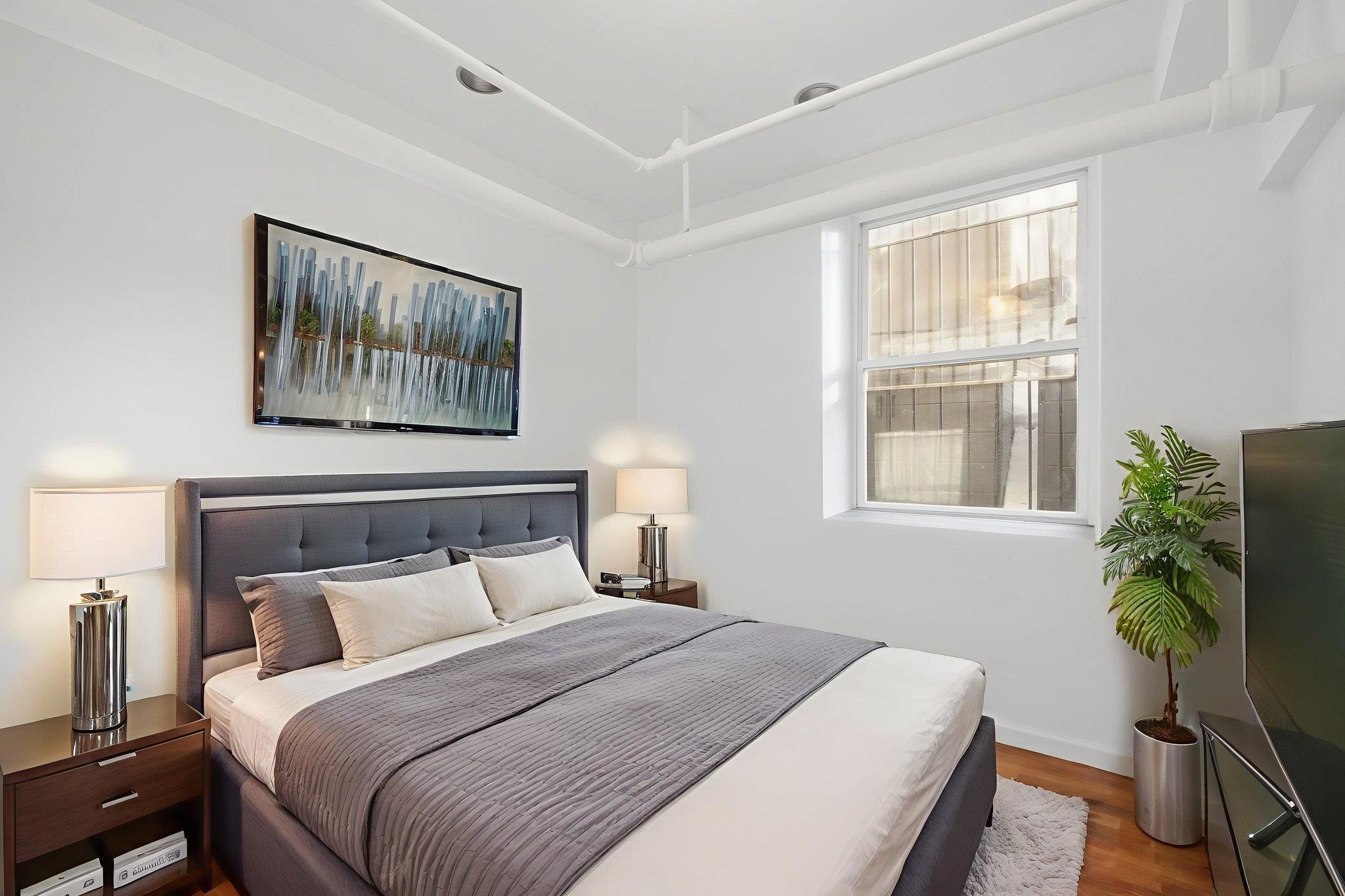 7812 HUDSON AVE Unit: 1B