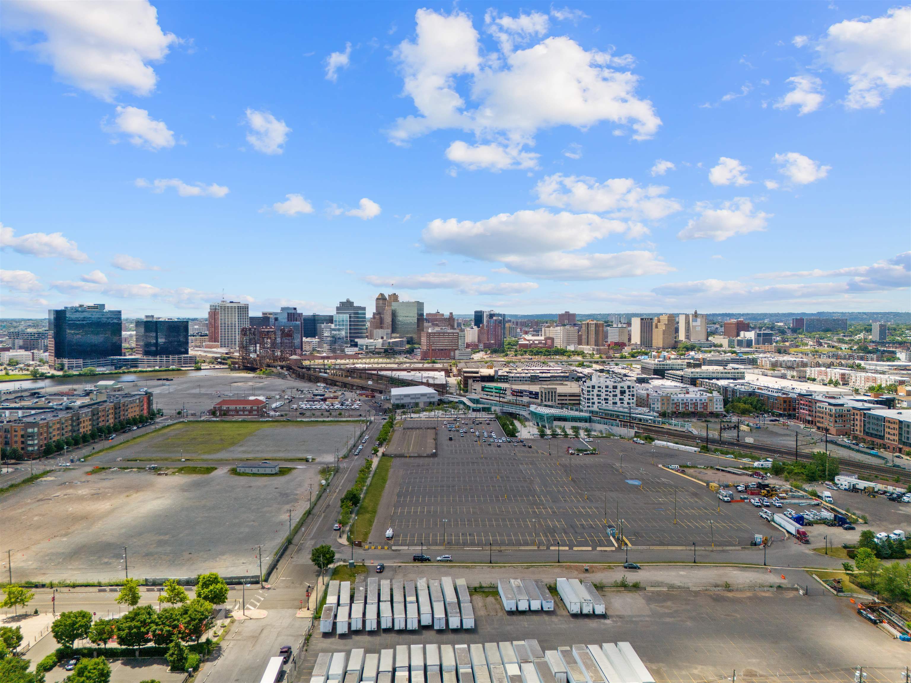 308-310 PASSAIC AVE Unit: 215