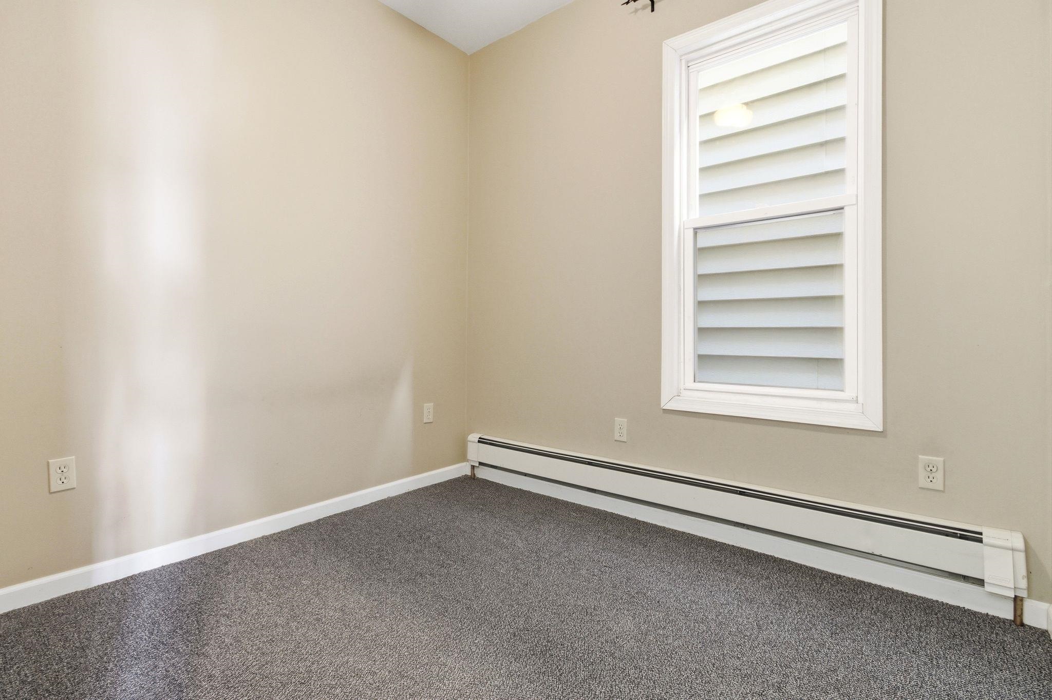 470 MALLORY AVE Unit: 2