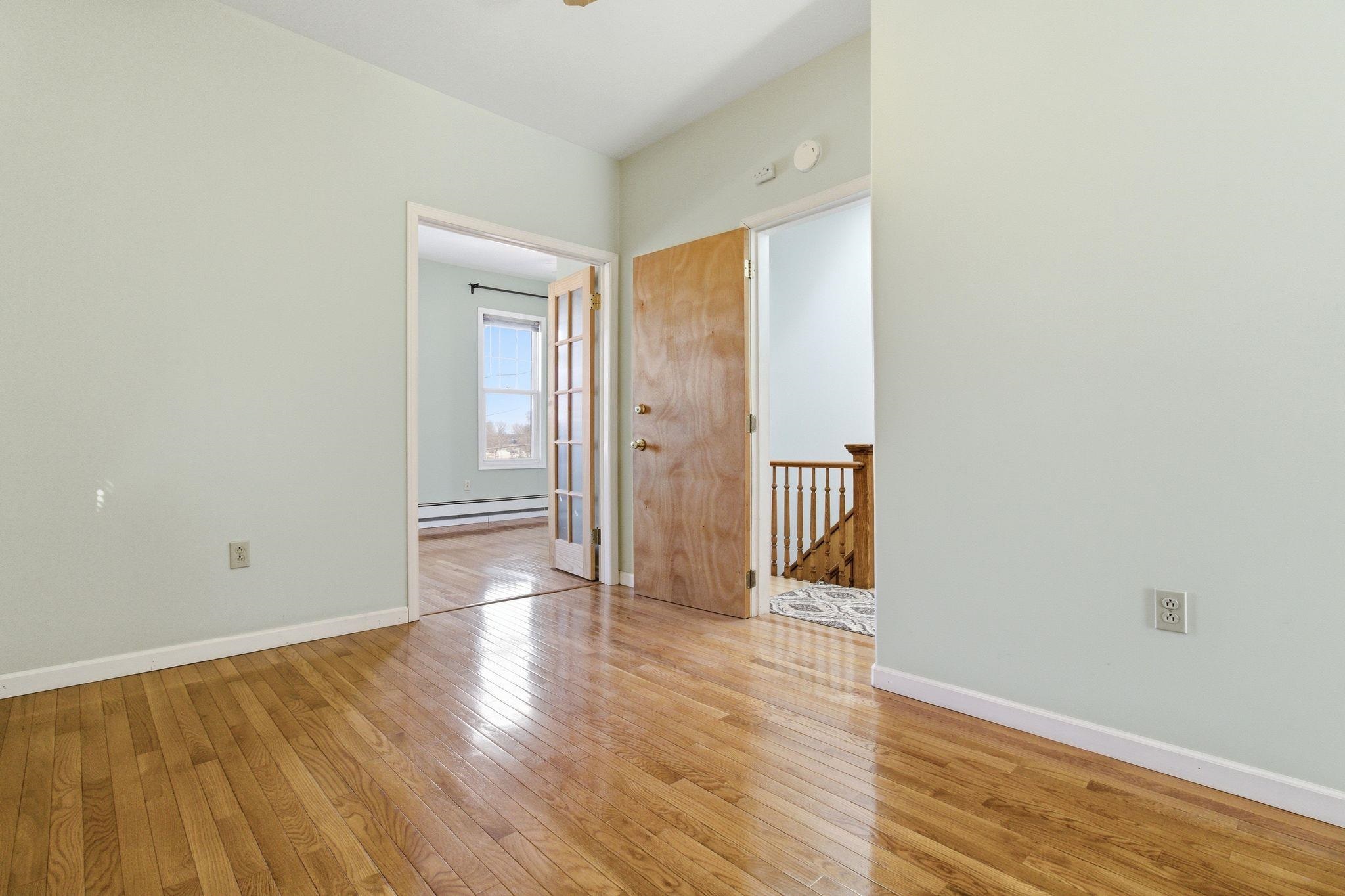 470 MALLORY AVE Unit: 2