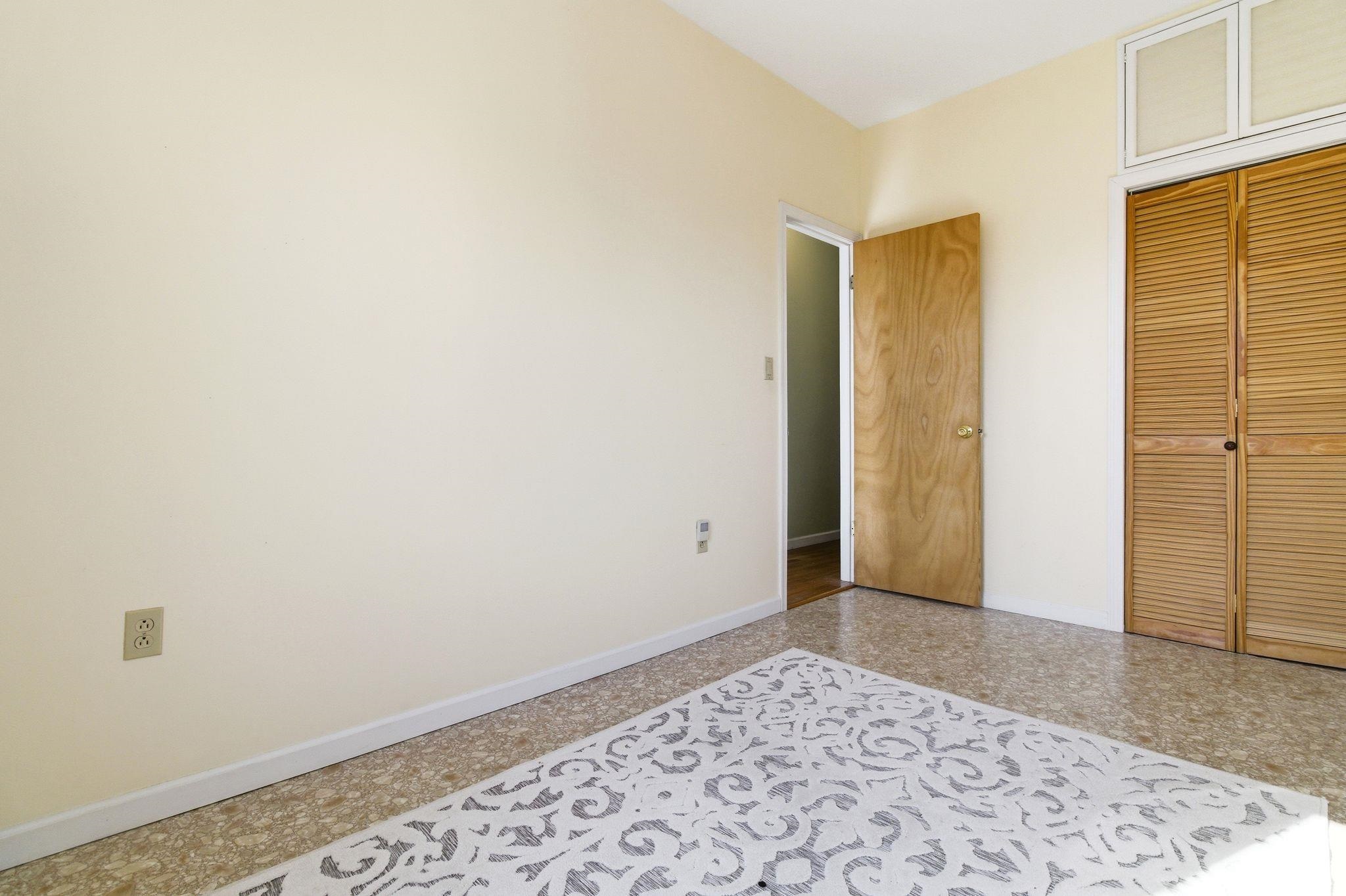 470 MALLORY AVE Unit: 2