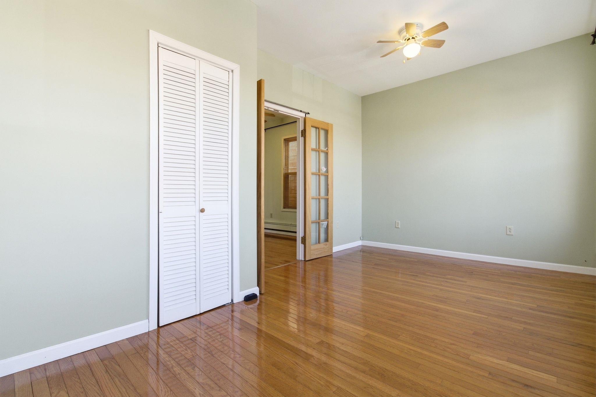 470 MALLORY AVE Unit: 2