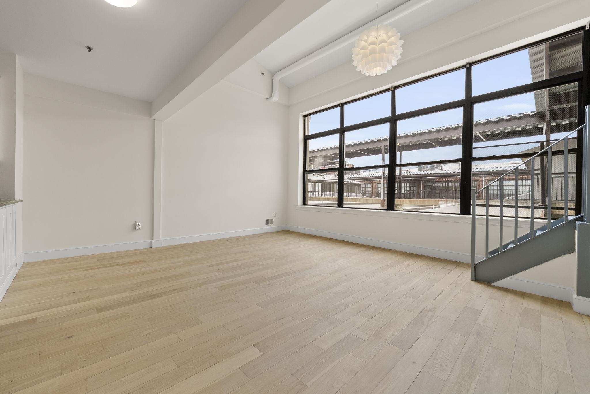 300 COMMUNIPAW AVE Unit: 234