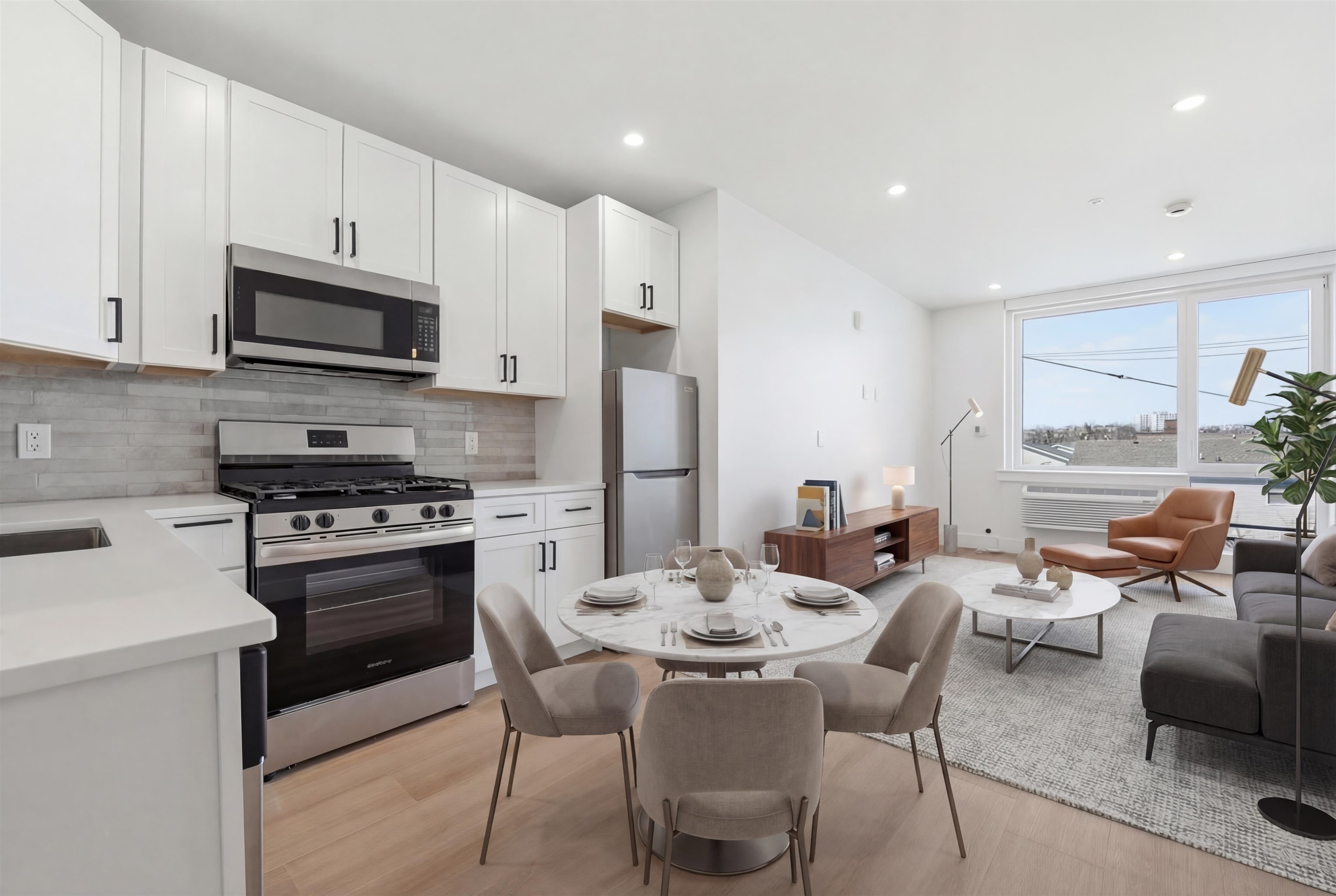 337 JOHNSTON AVE Unit: 305