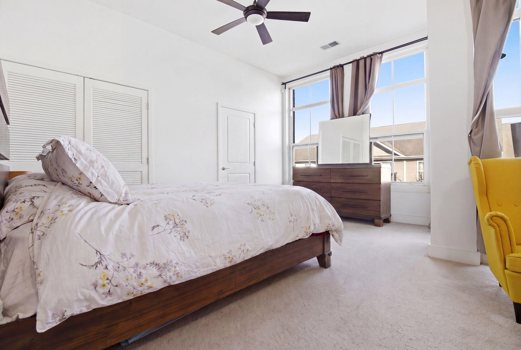 3 GREENWICH DR Unit: 97