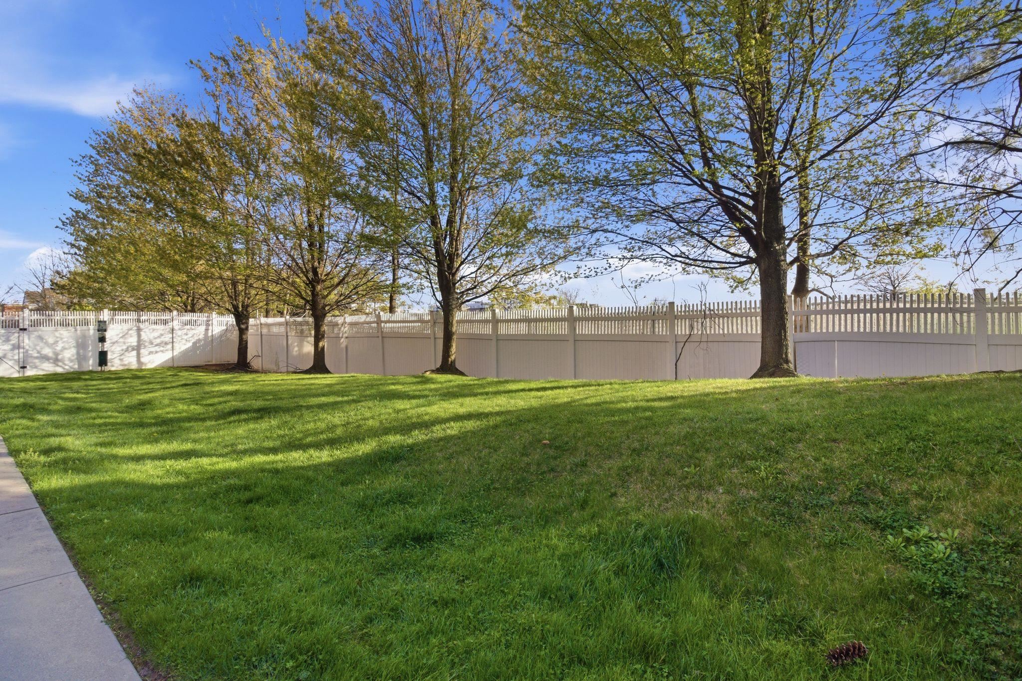 3 GREENWICH DR Unit: 97