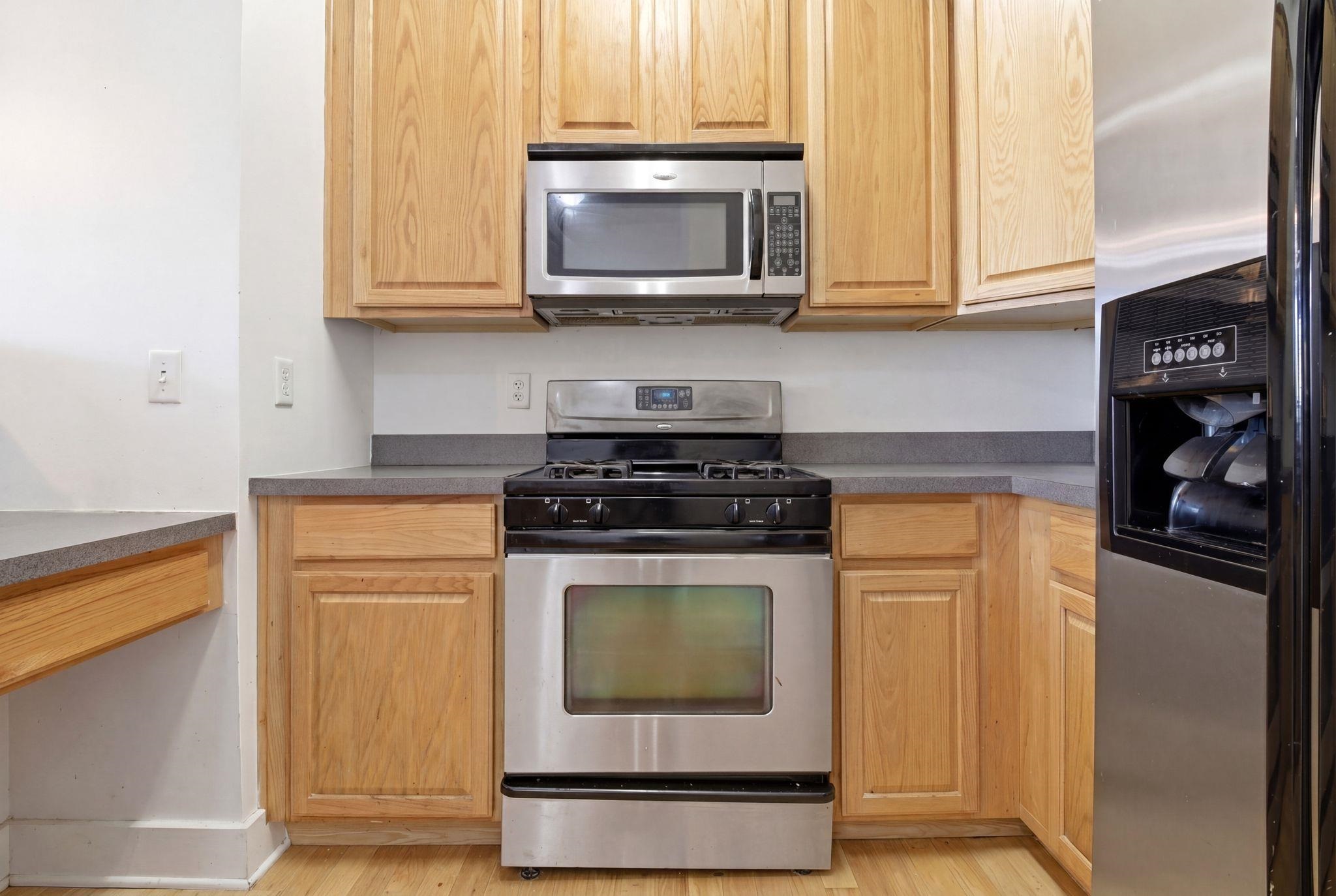 3 GREENWICH DR Unit: 97