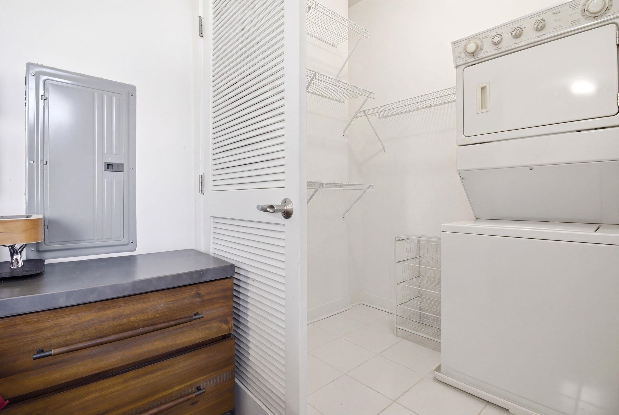 3 GREENWICH DR Unit: 97
