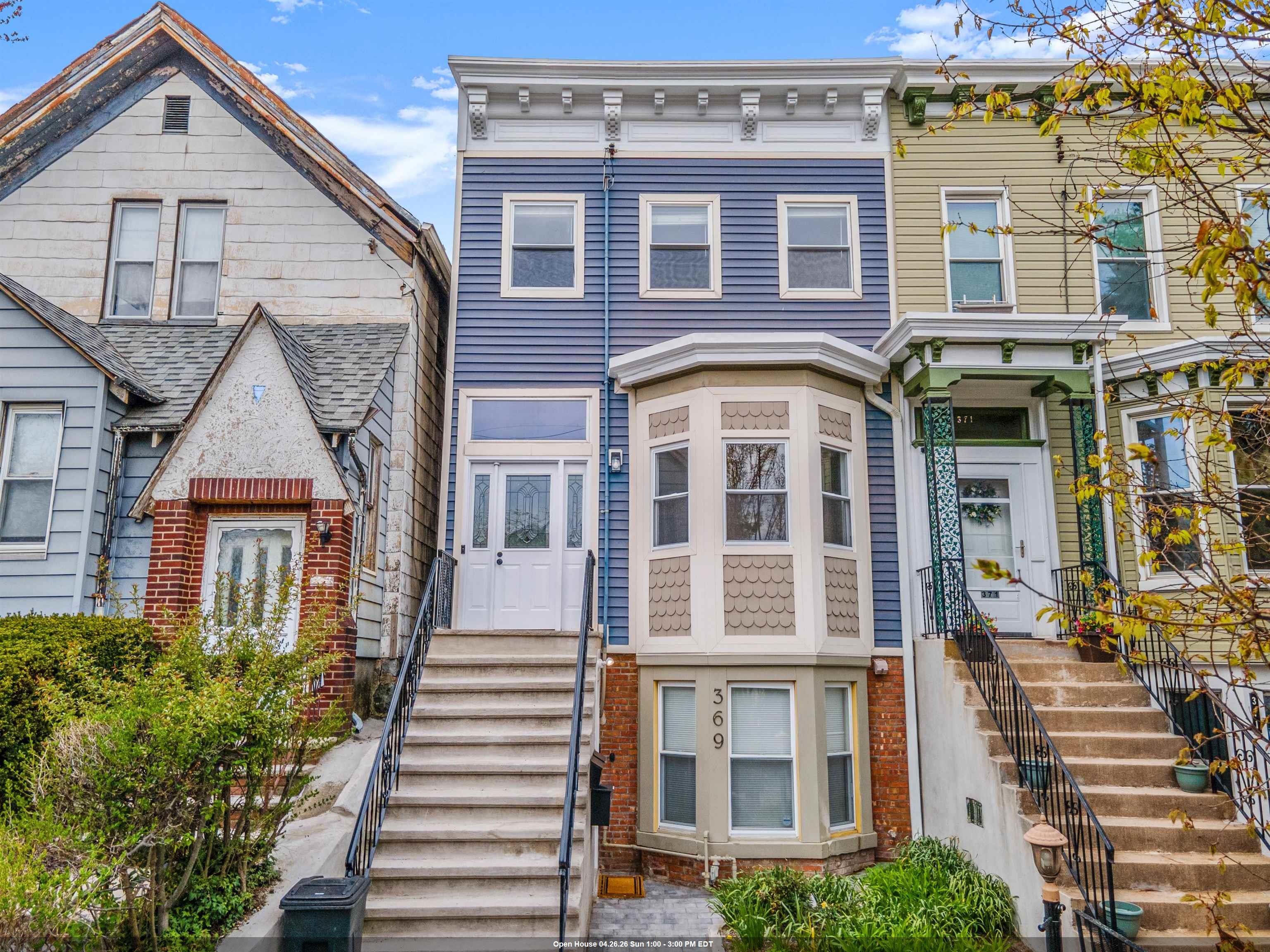 369 WEBSTER AVE