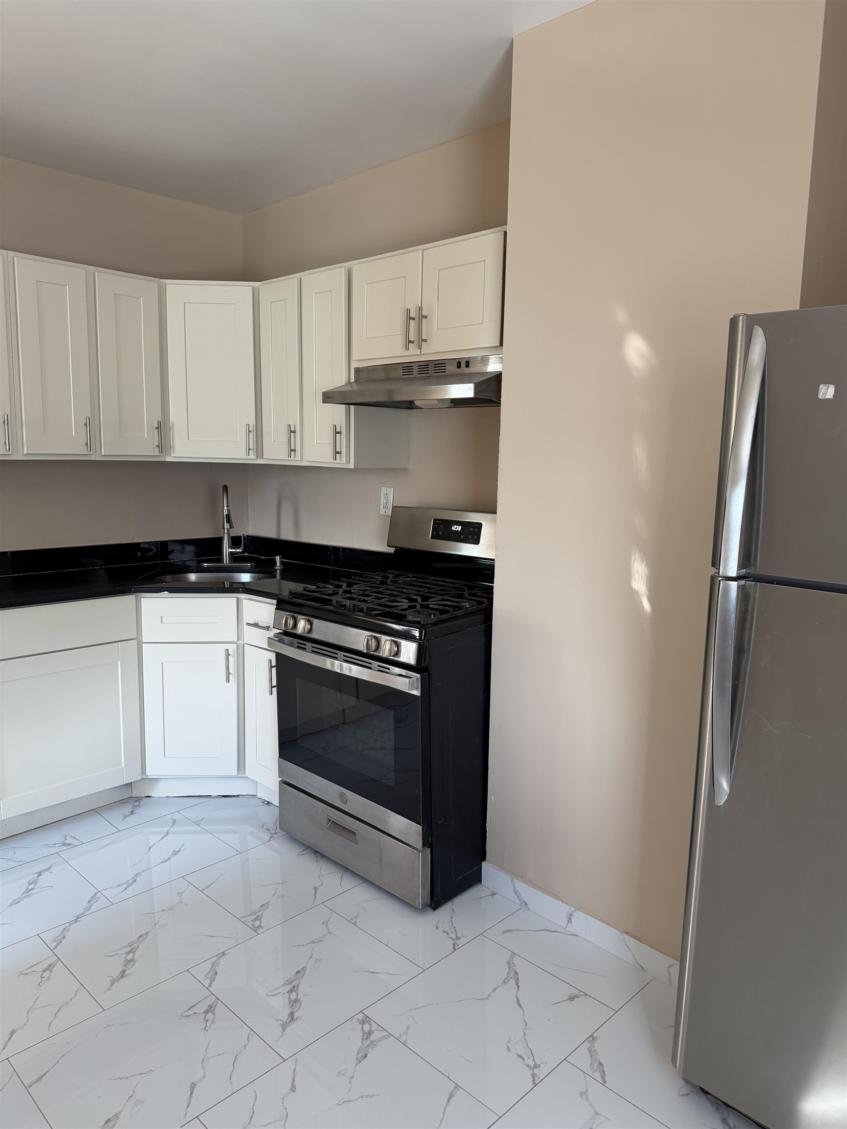 1503 76TH ST Unit: 2