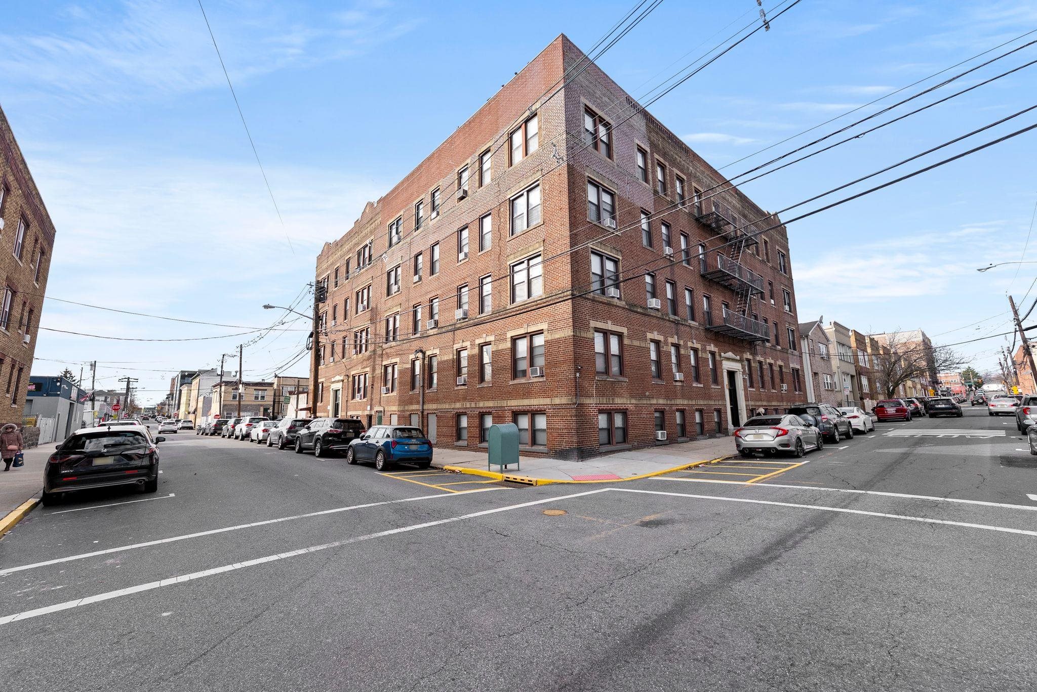 7111 PALISADE AVE Unit: 1