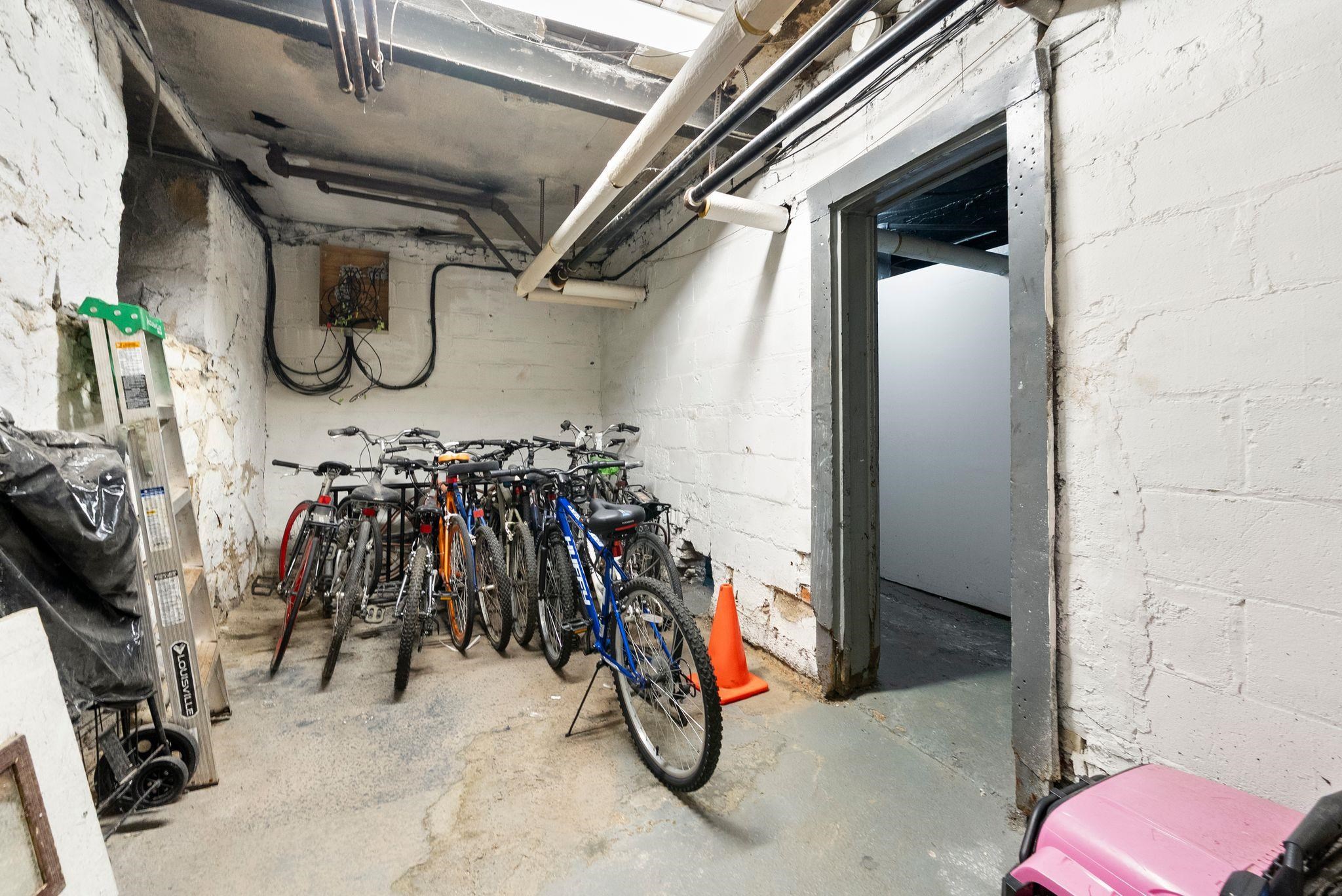 7111 PALISADE AVE Unit: 1