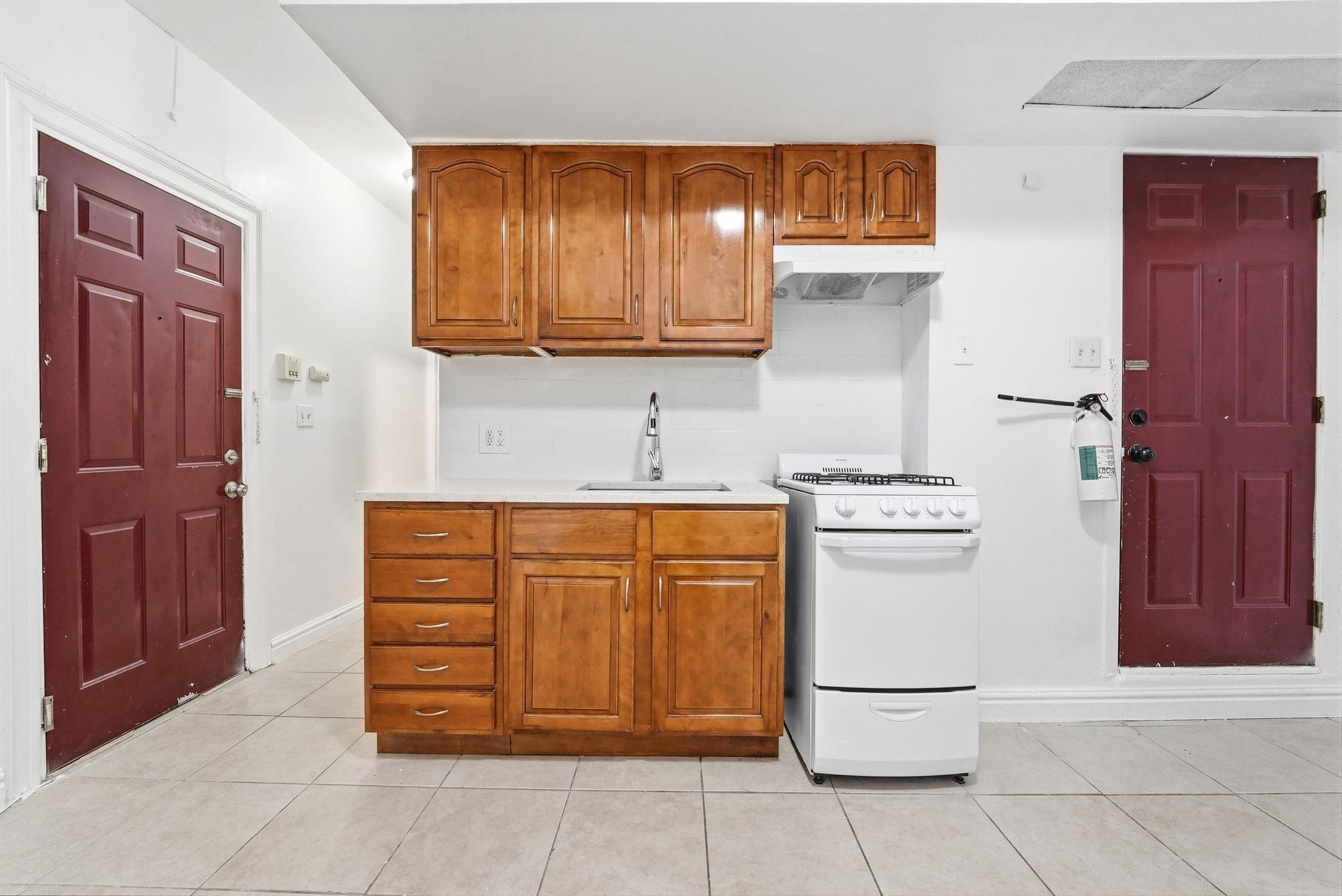 7111 PALISADE AVE Unit: 1