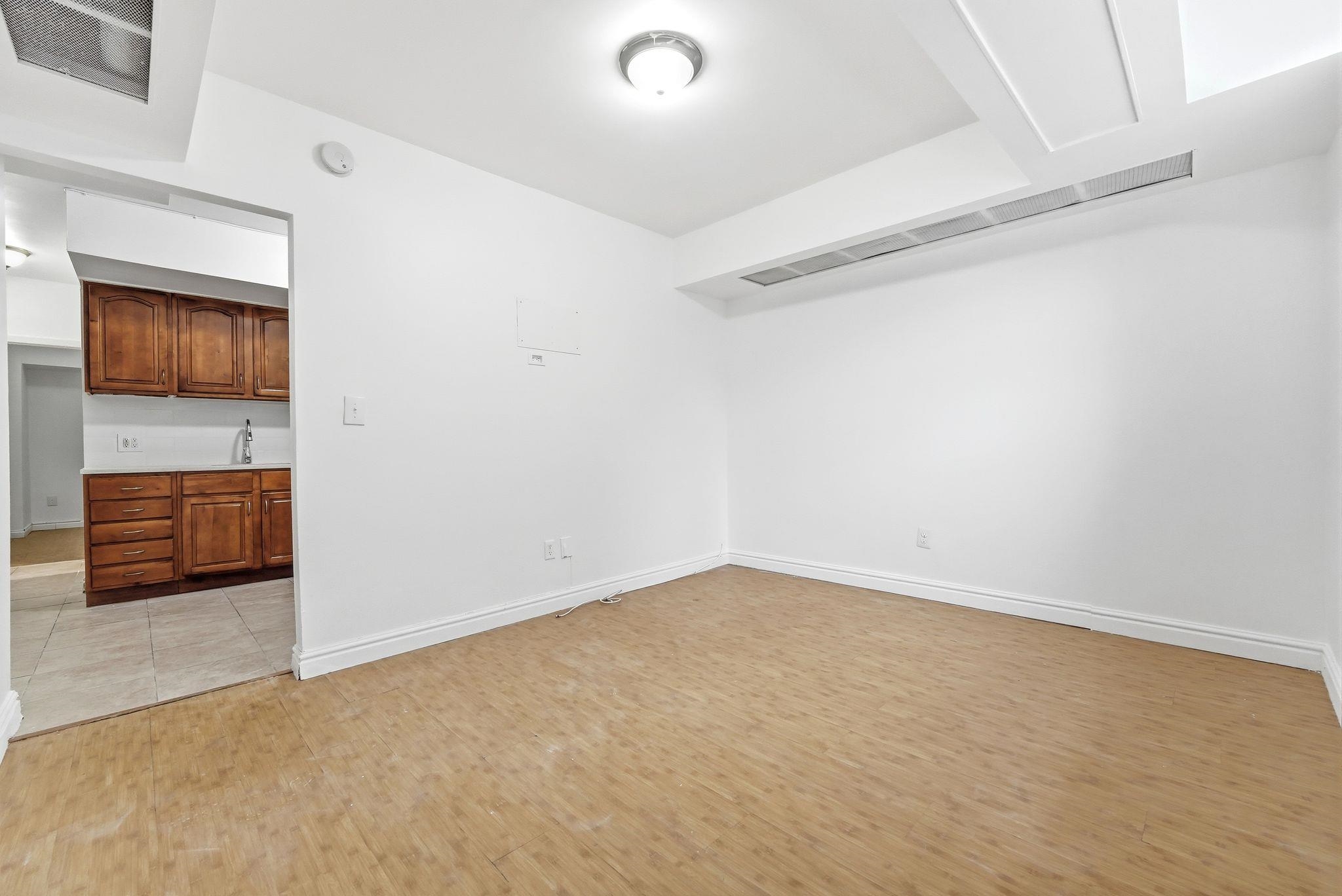 7111 PALISADE AVE Unit: 1